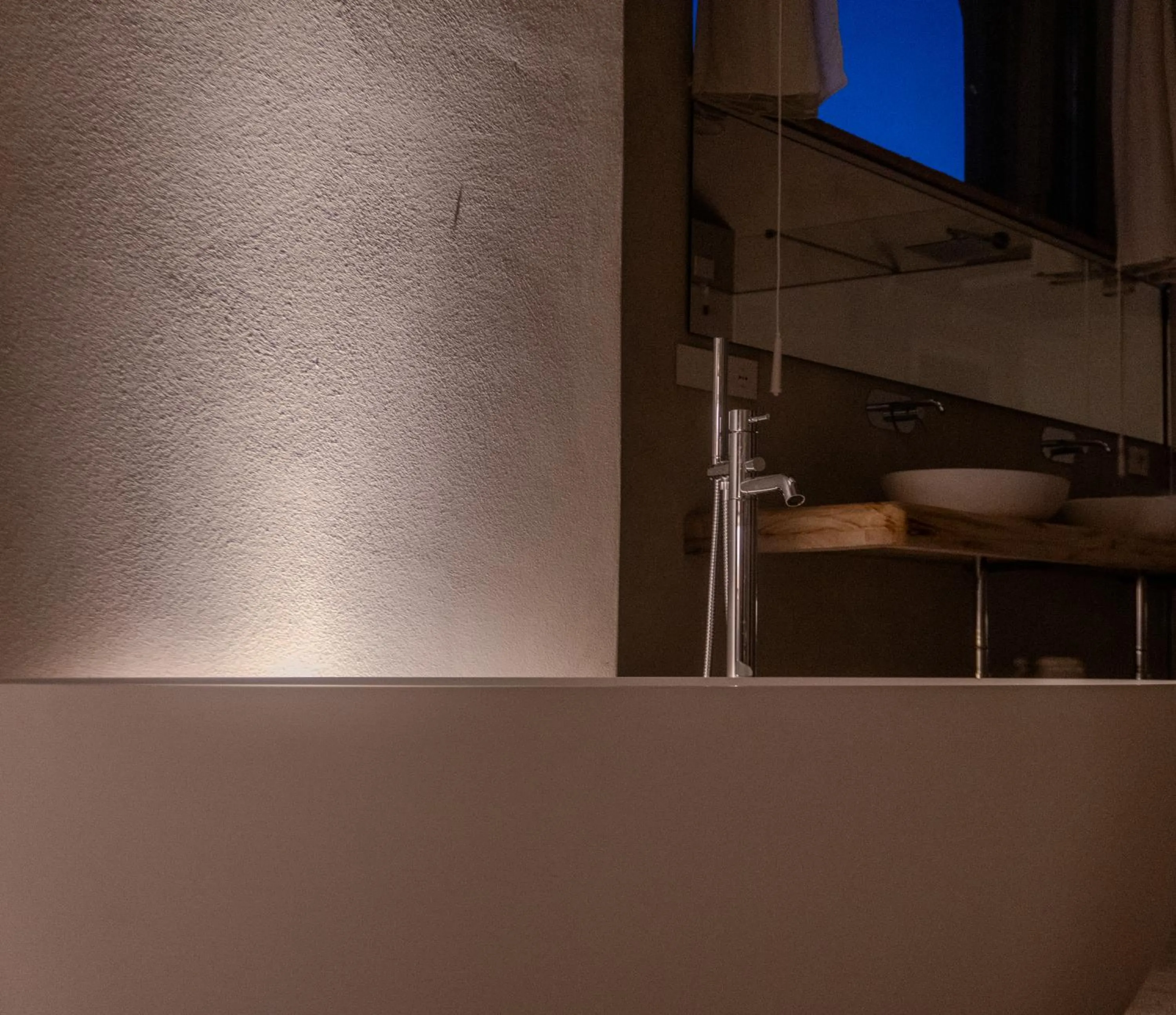 Open Air Bath in Tenuta d'Arbia, Siena