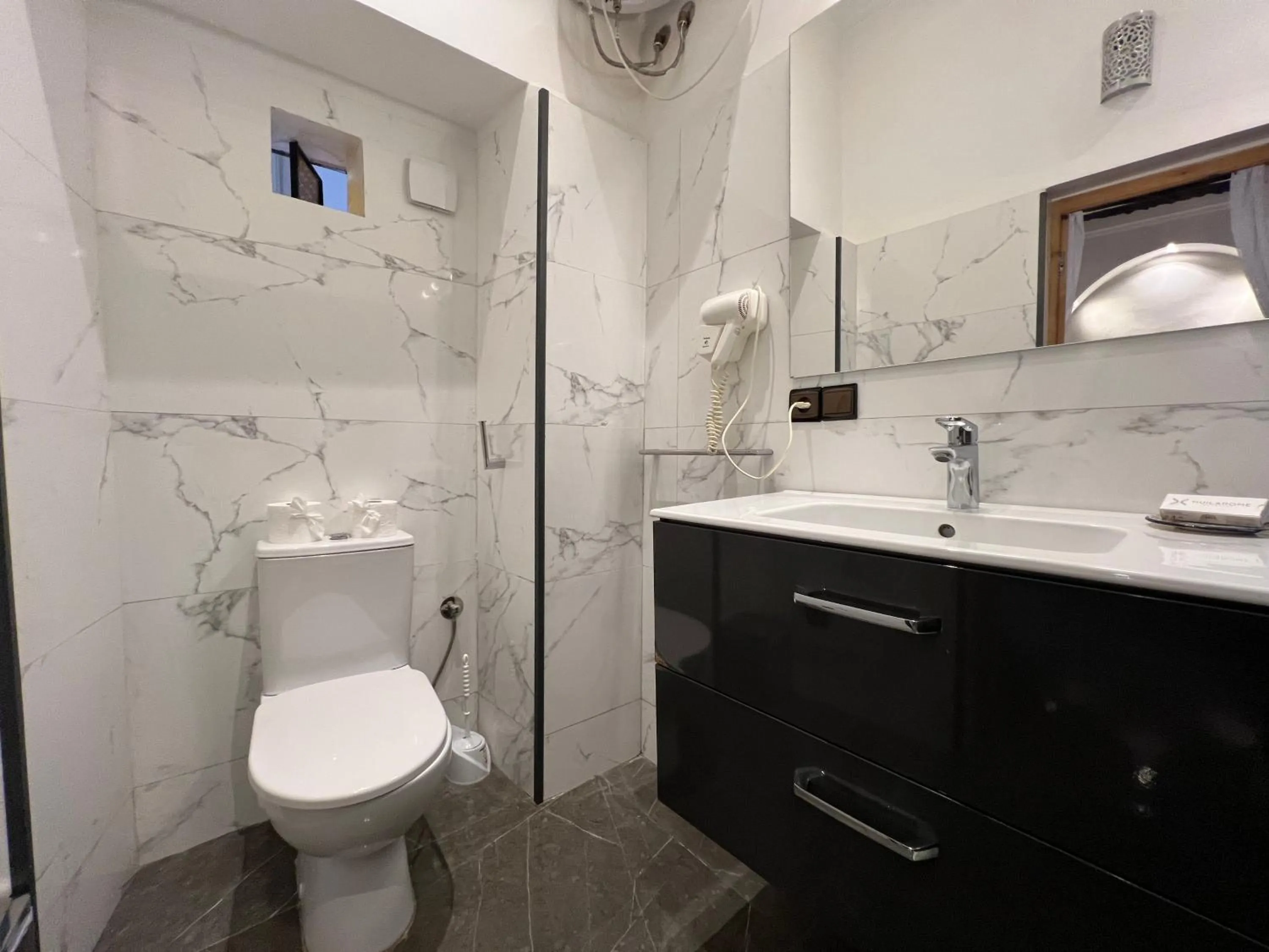 Bedroom in Riad Jnan El Cadi