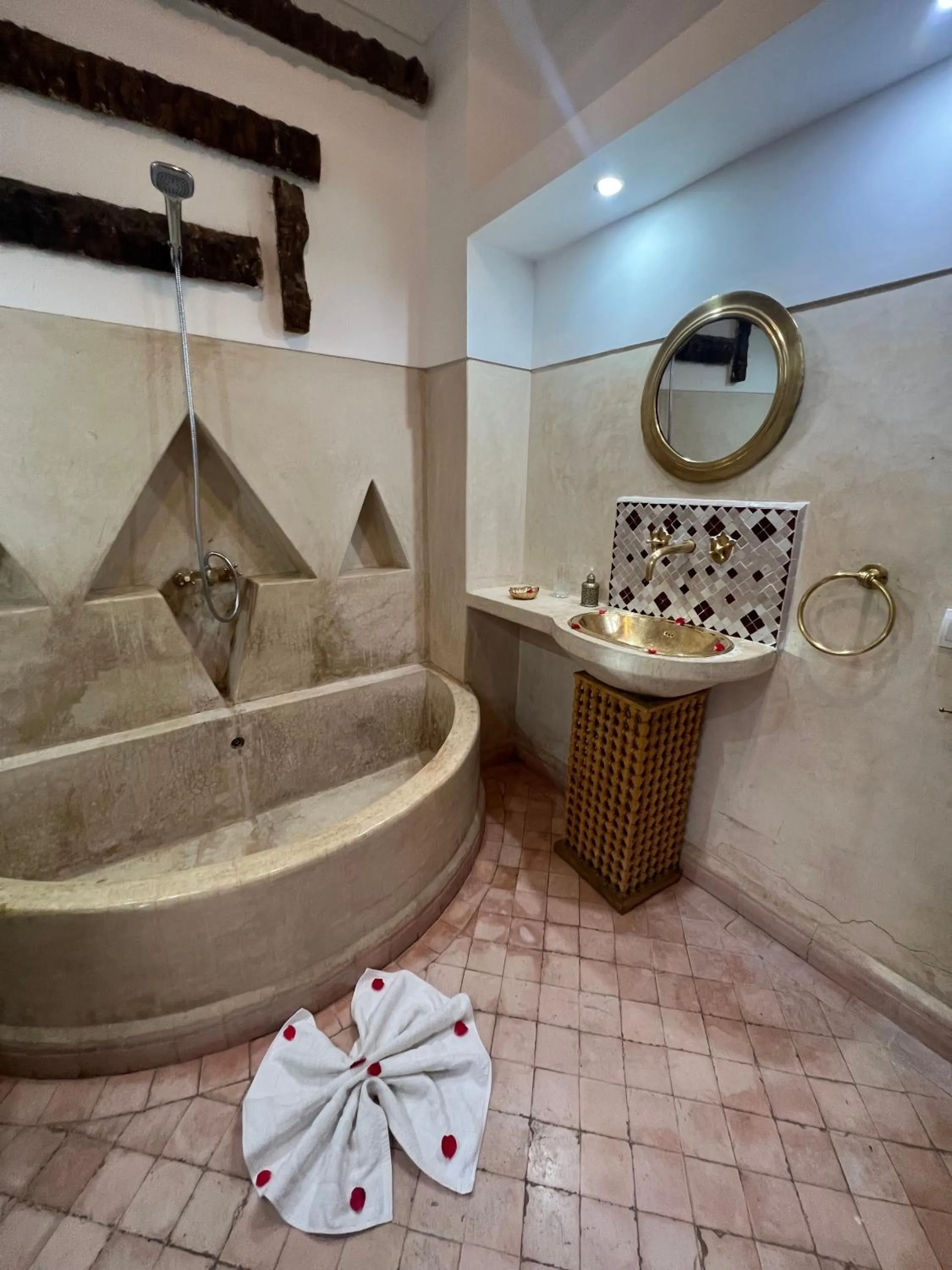 Bathroom in Riad Jnan El Cadi