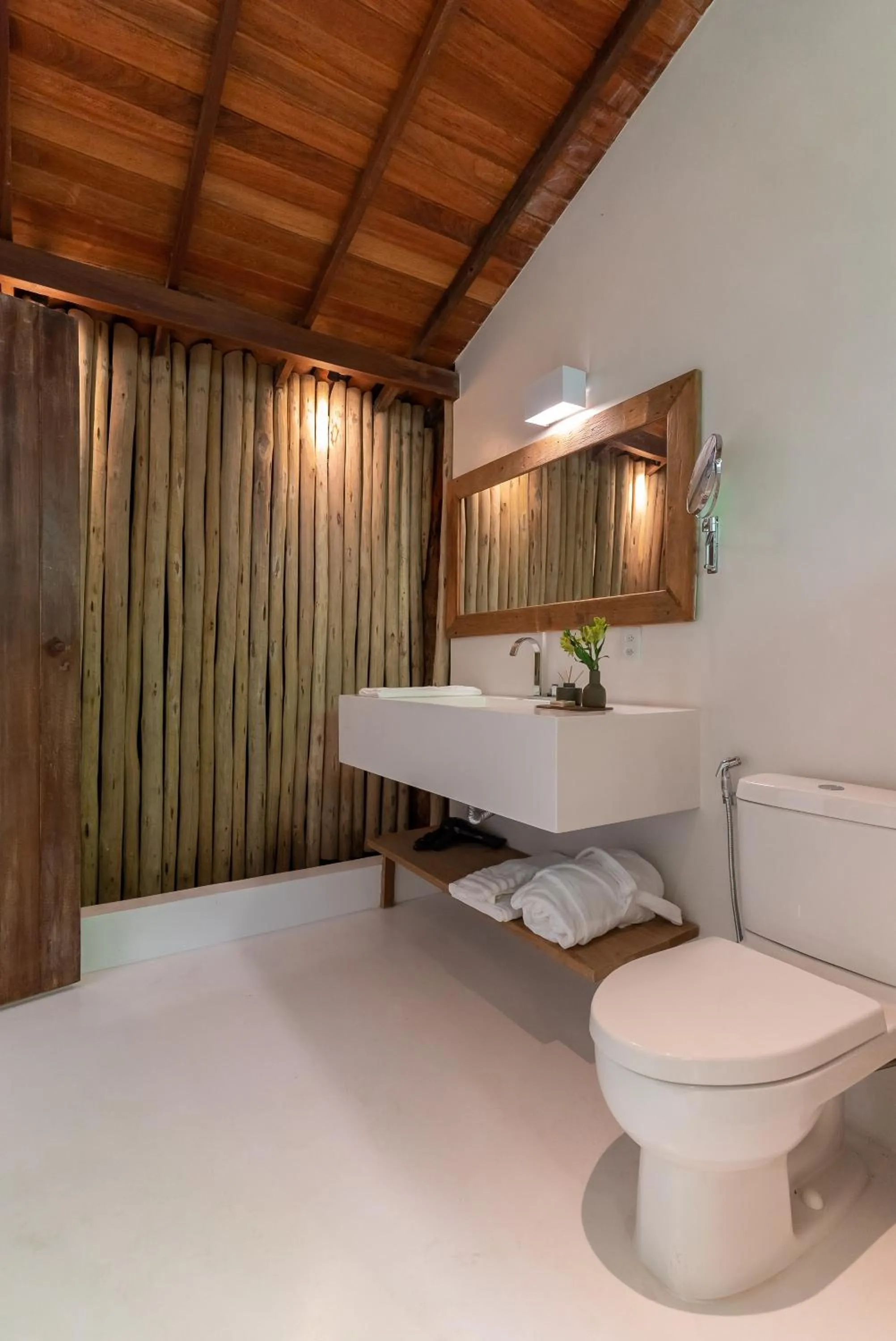 Shower in Hotel Vila São João