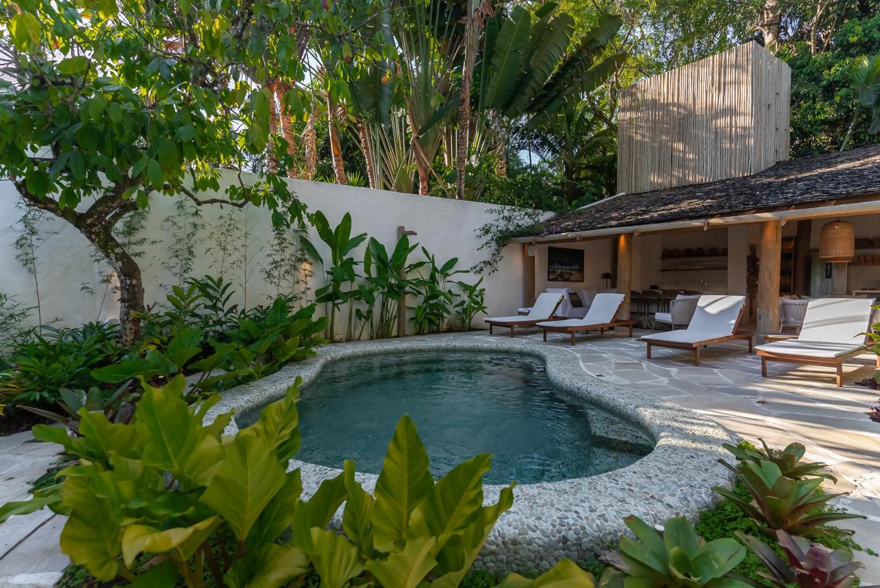 Swimming pool in Hotel Vila São João