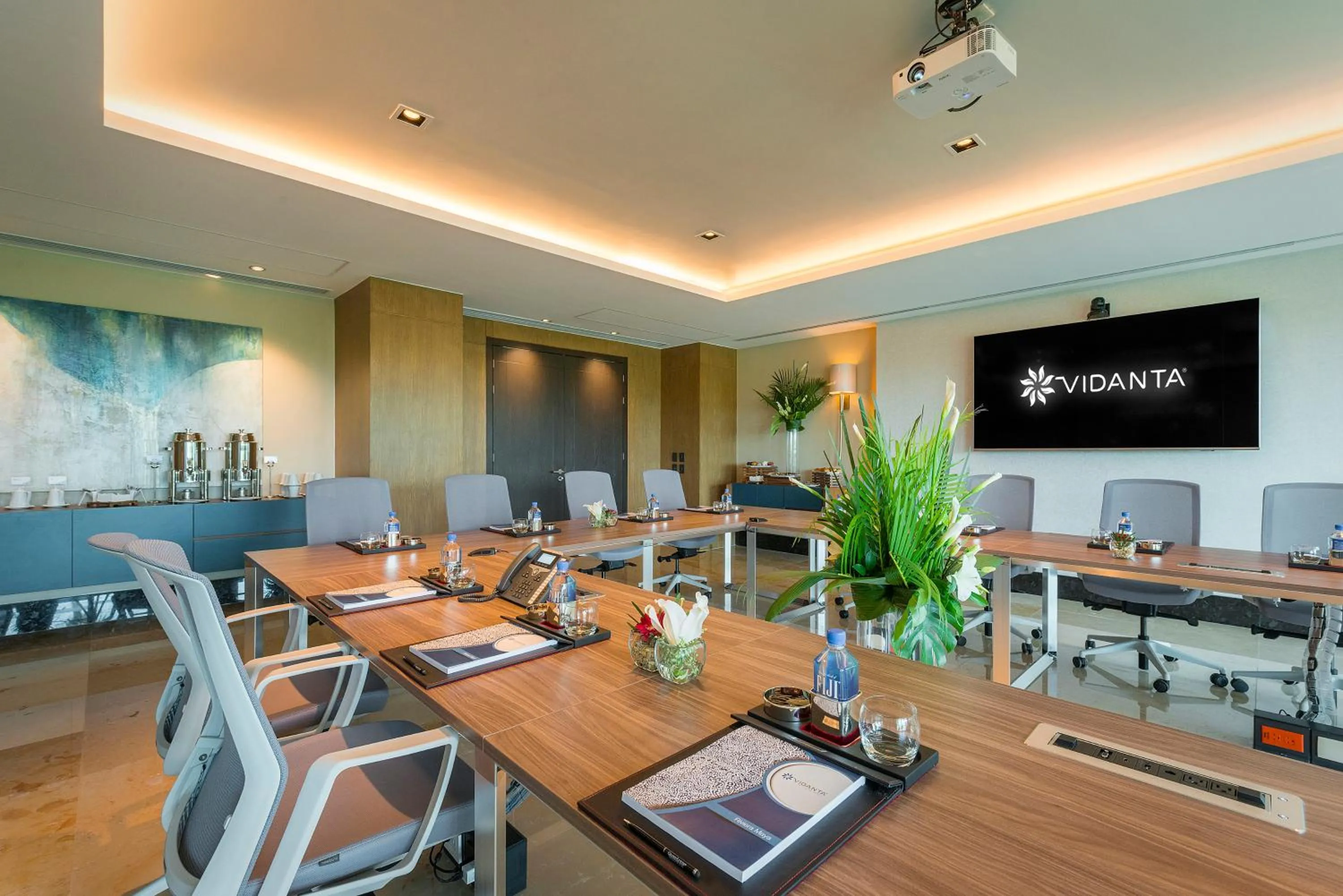 Business facilities in Jungala Hotel at VidantaWorld Riviera Maya