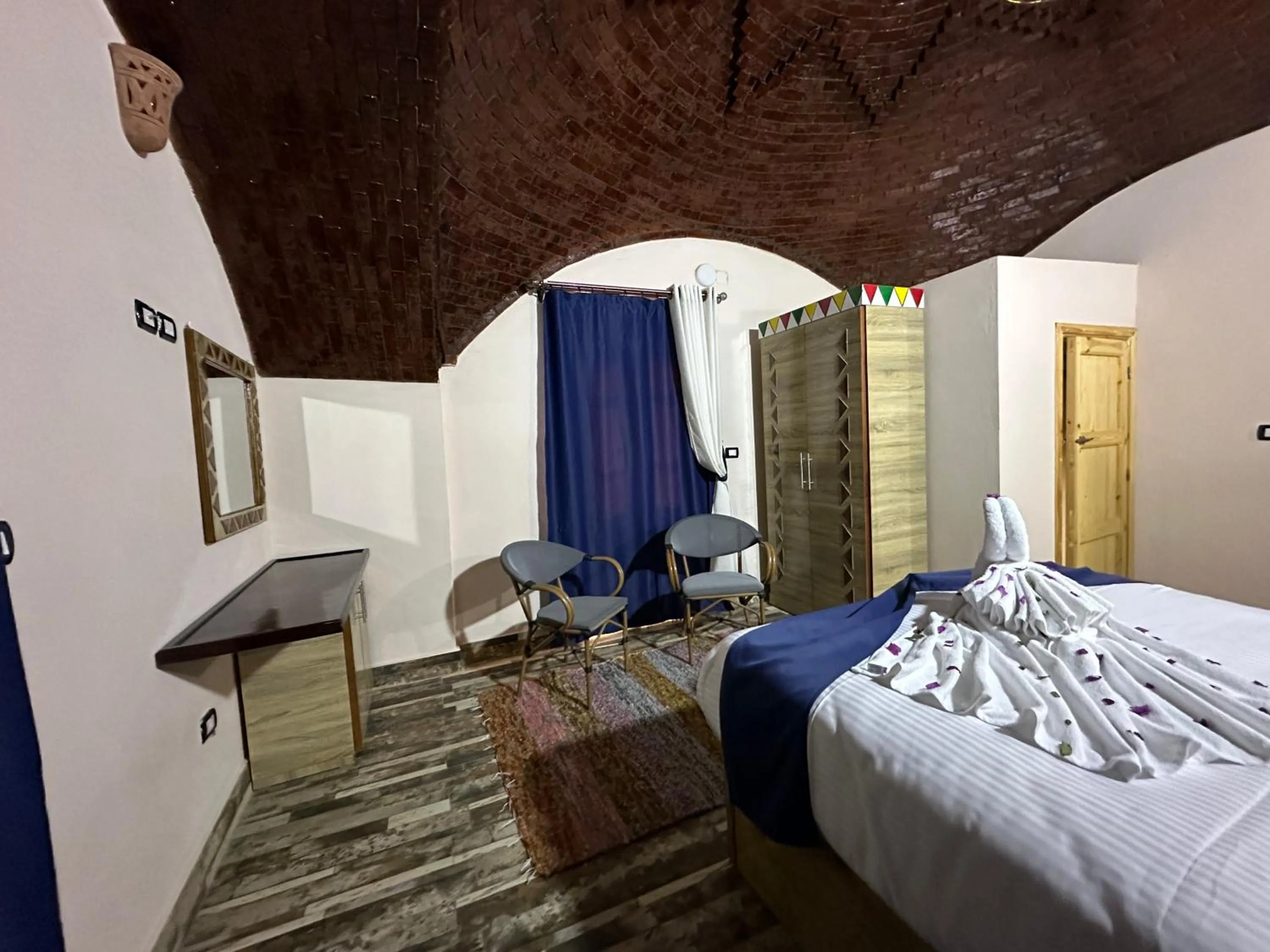 Bed in ACHERTOD Nubian House