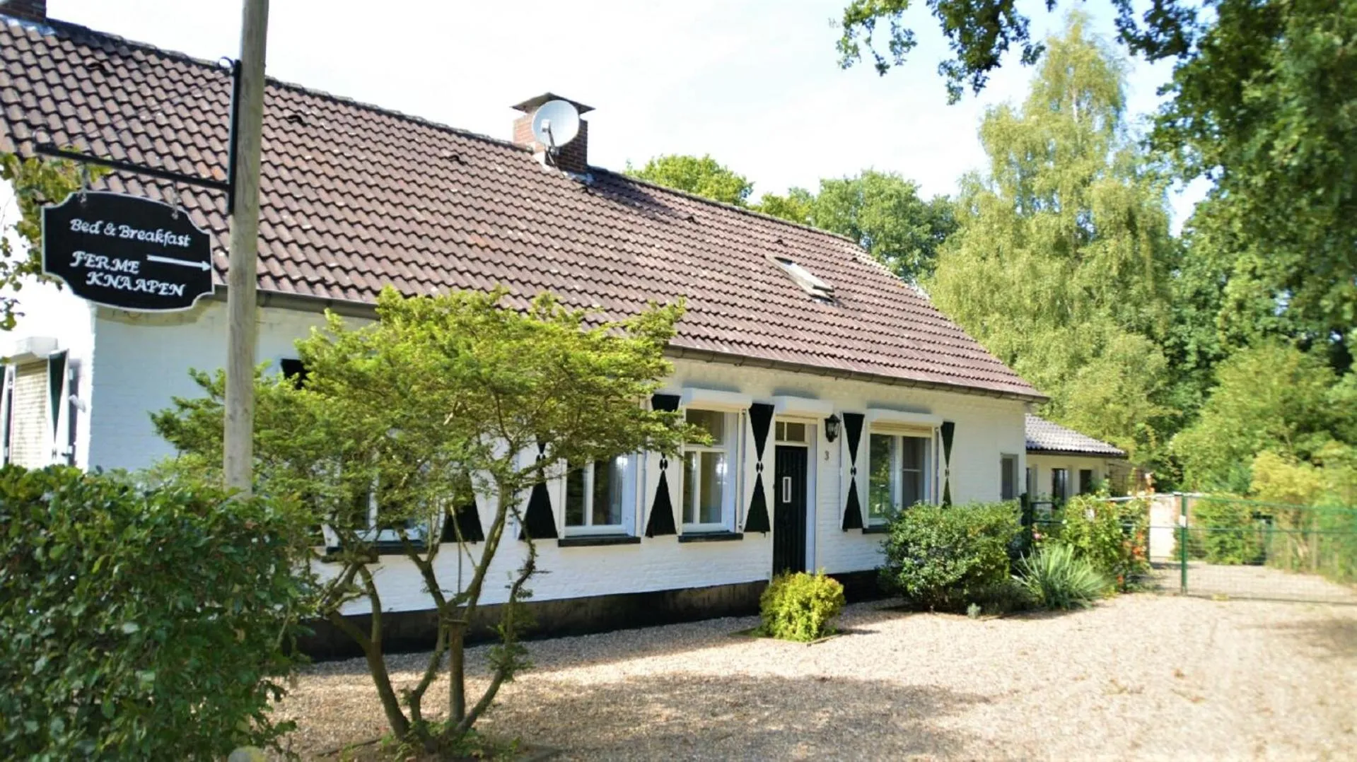 Facade/entrance in B&B Ferme Knaapen