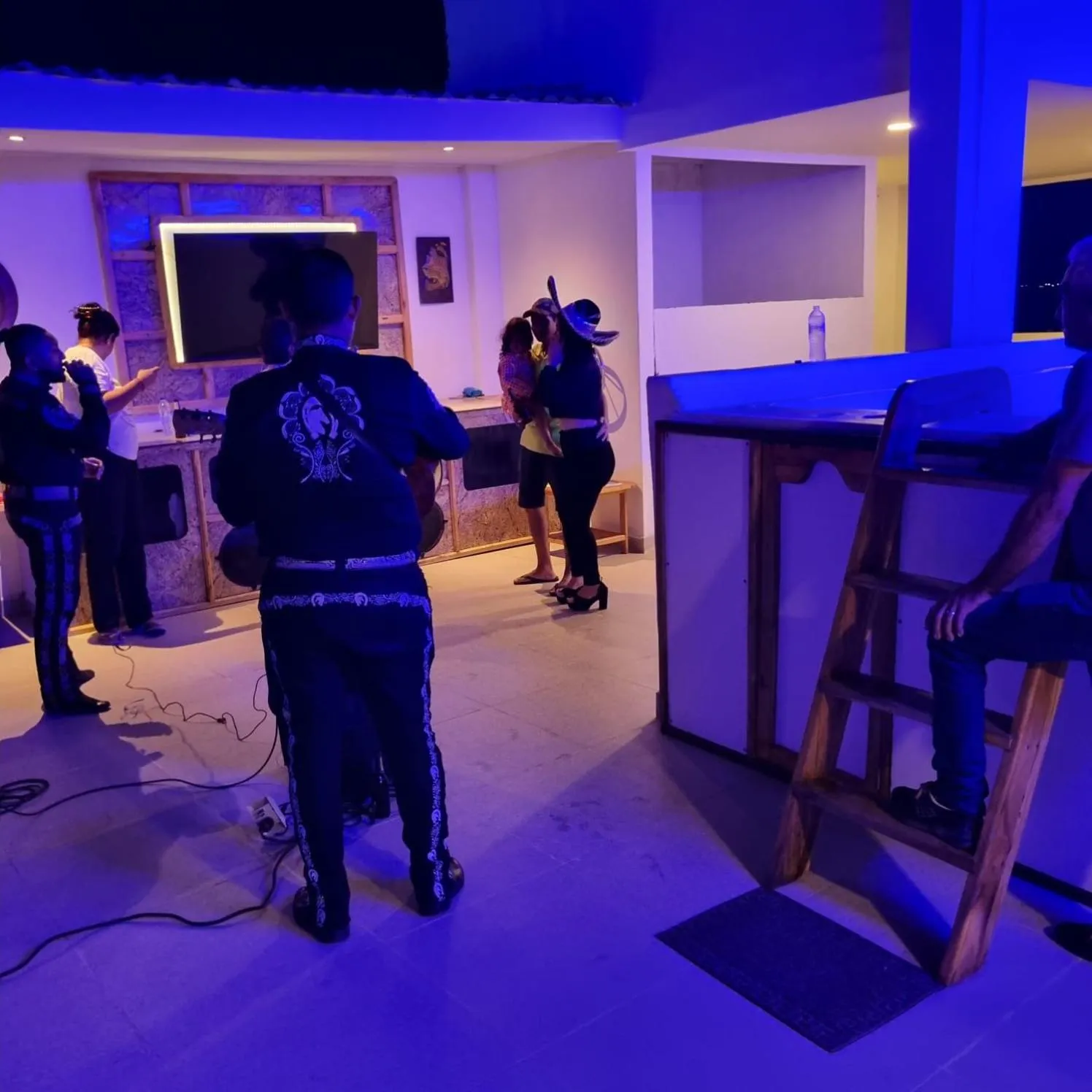 Karaoke in Dreimar Hotel Boutique