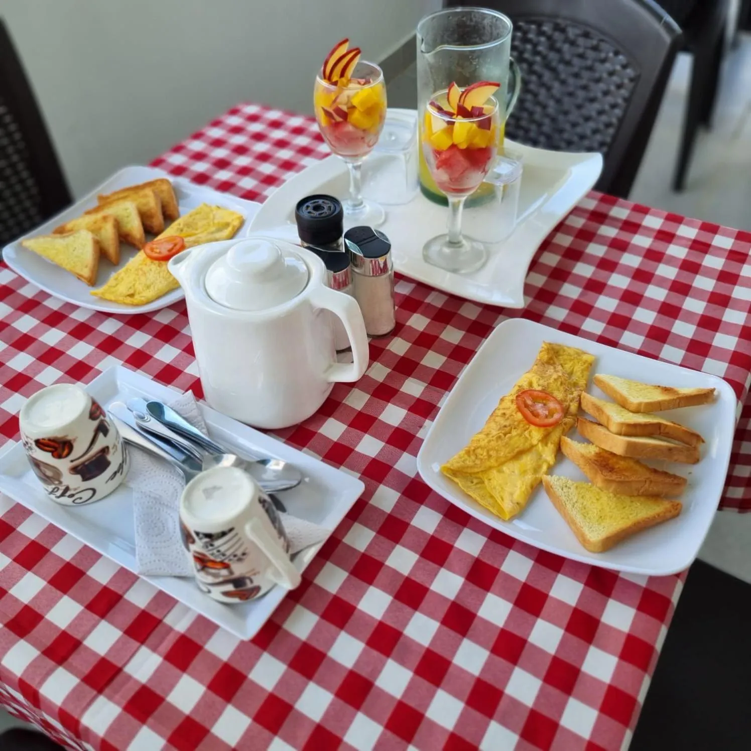 Food and drinks in Dreimar Hotel Boutique