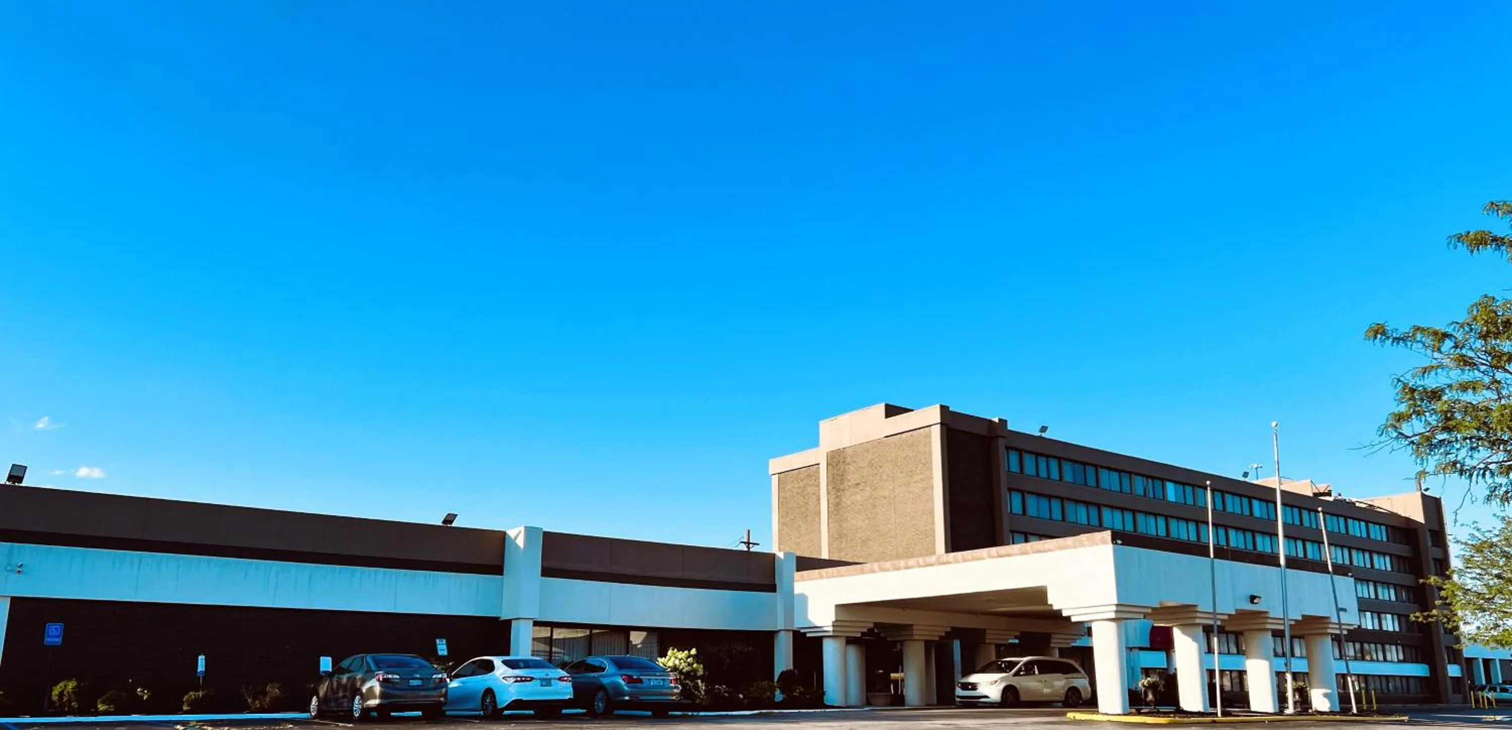 Property building in Indy Hotel