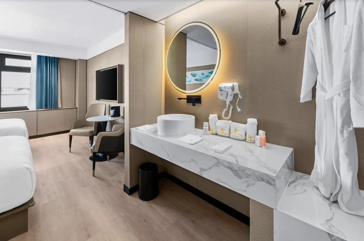 Bed in Ly New York Hotel