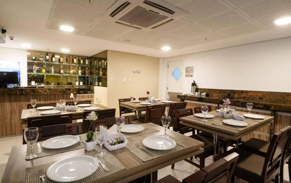 Profissionalle Hotel São Luís