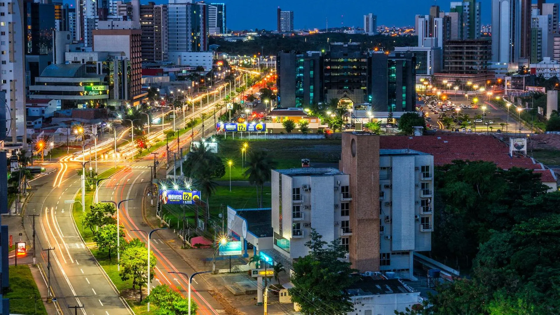 Profissionalle Hotel São Luís