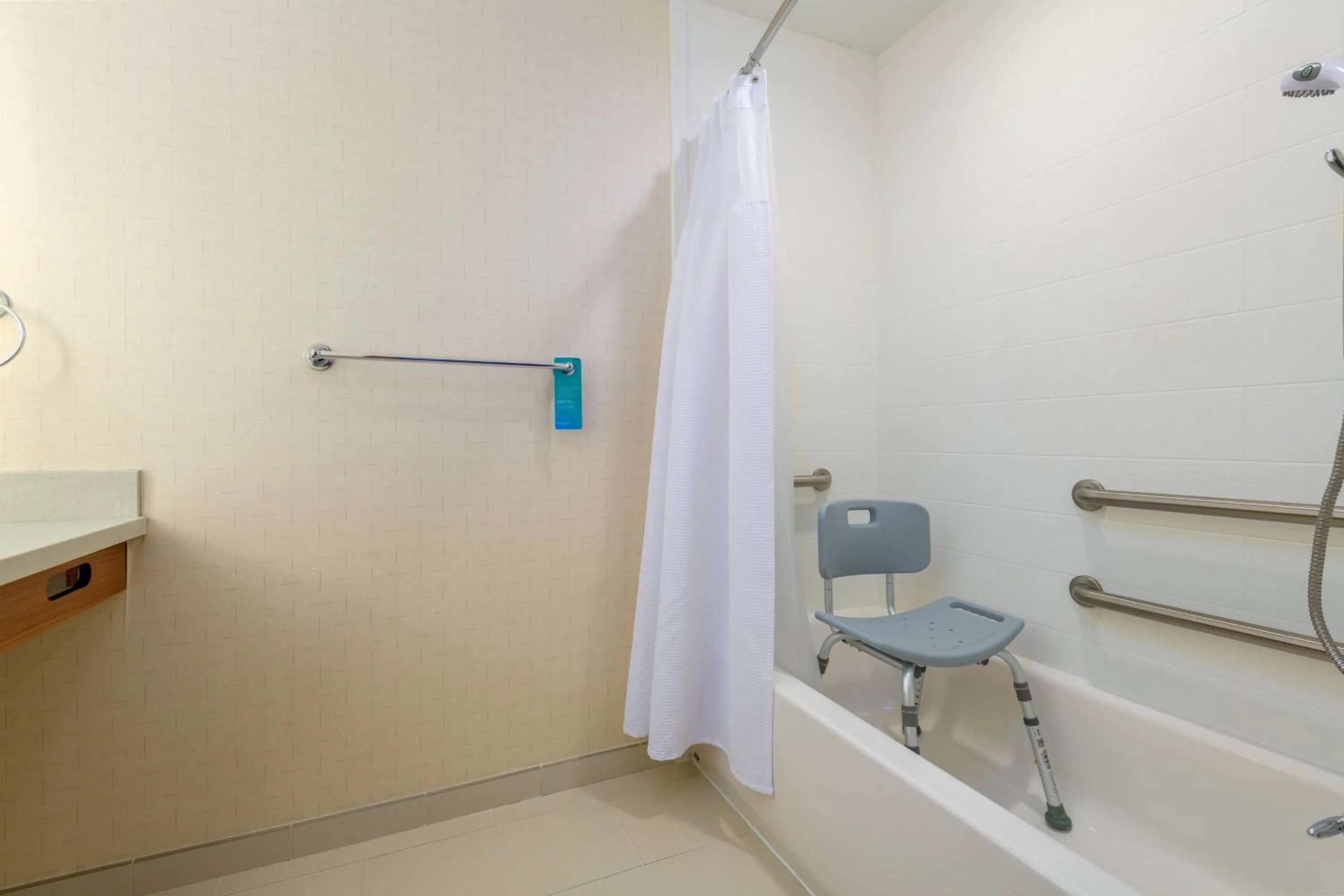 Bathroom in SpringHill Suites by Marriott Raleigh Cary