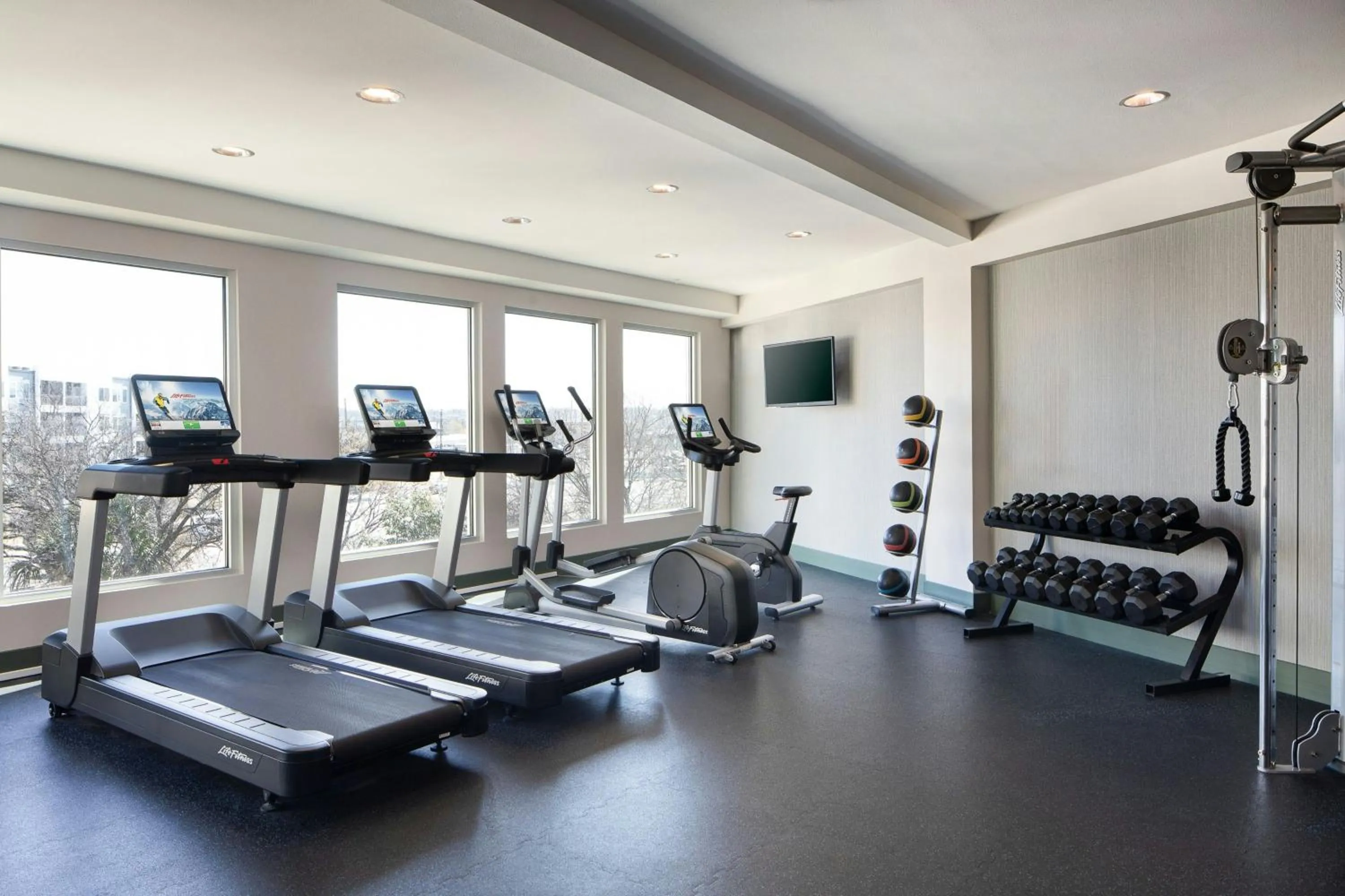 Fitness centre/facilities in Sol Cypress, San Antonio, a Tribute Portfolio Hotel