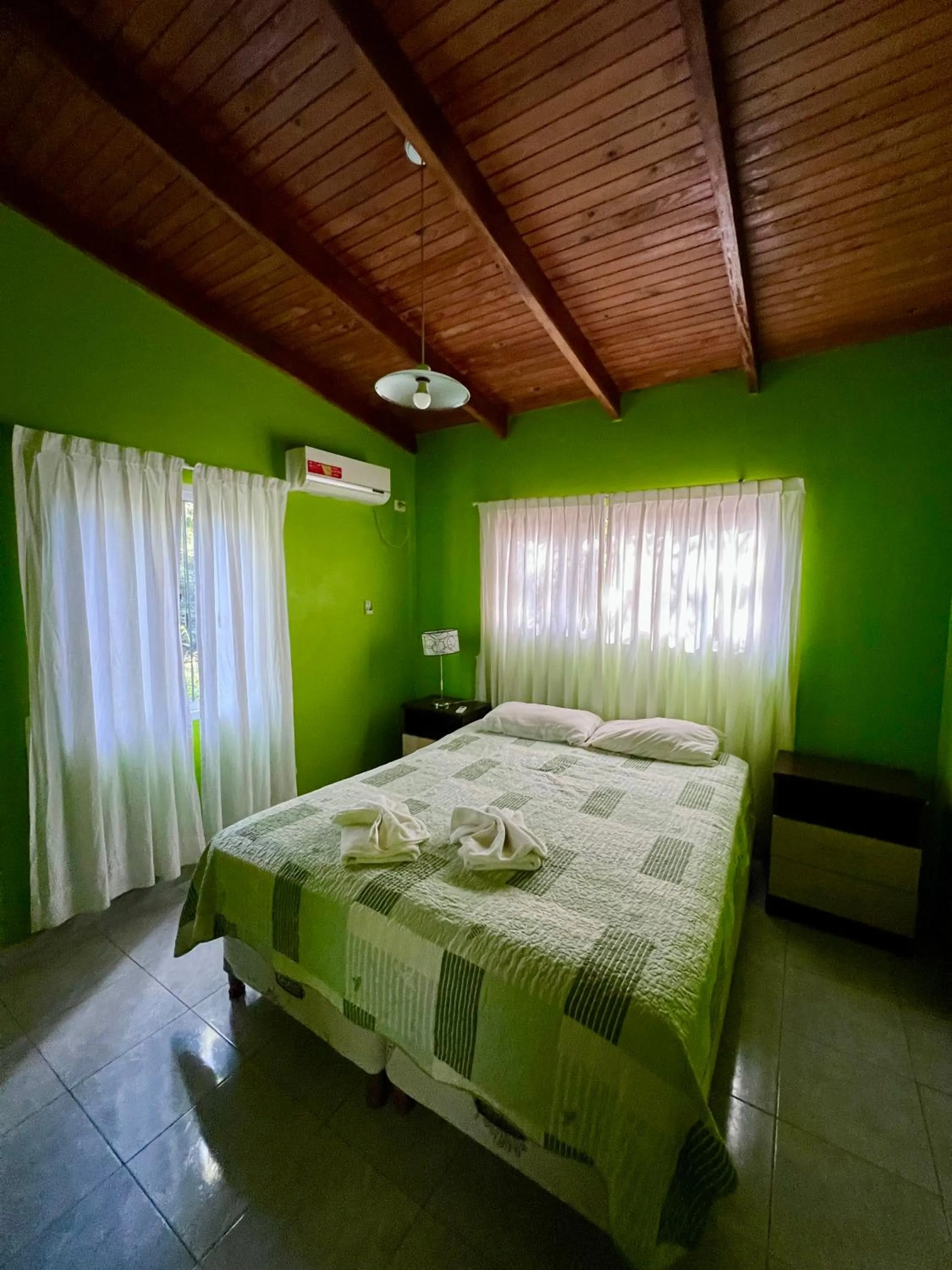 Bed in Rainforest Hotel & Cabañas