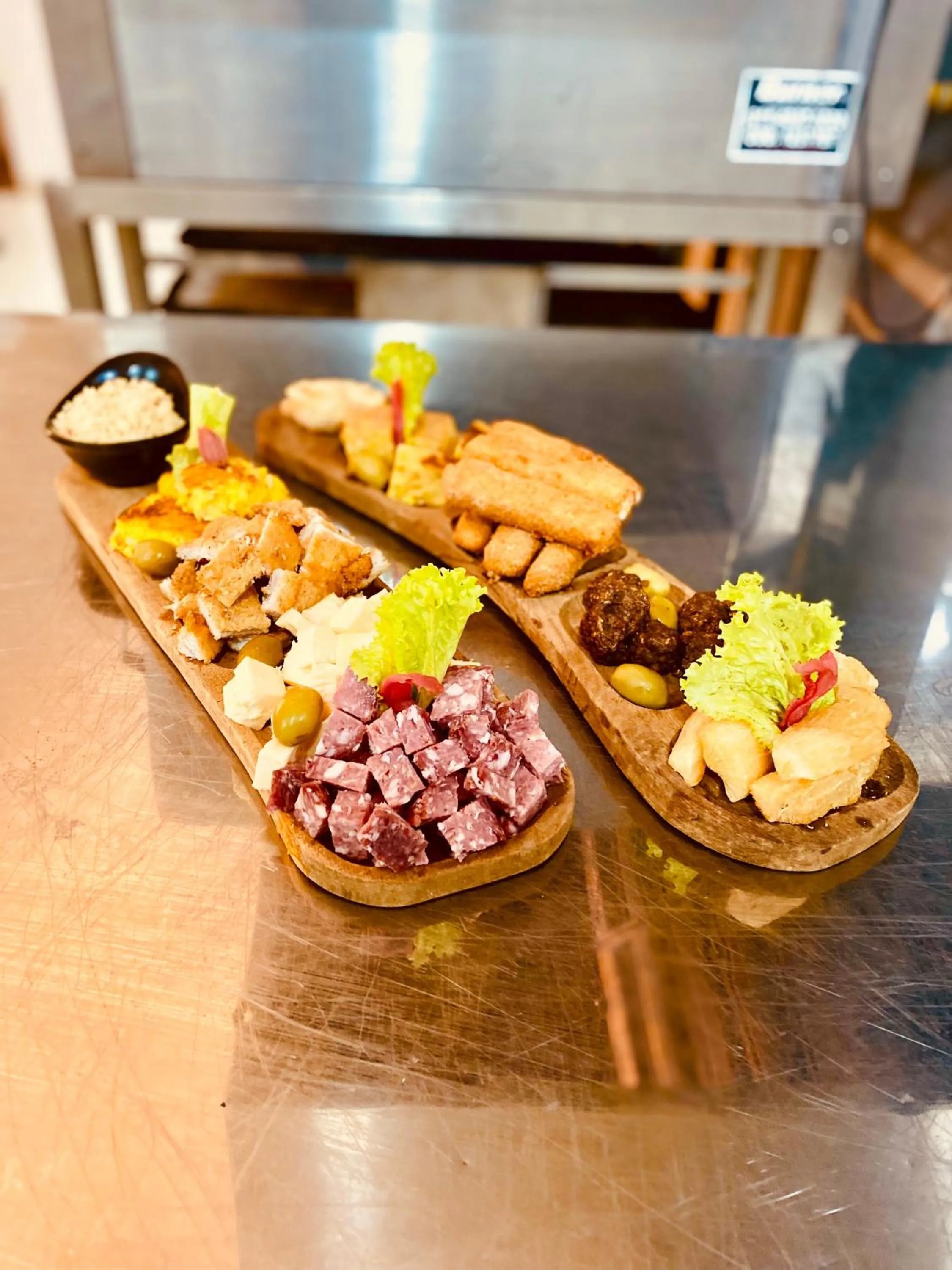 Rainforest Hotel & Cabañas