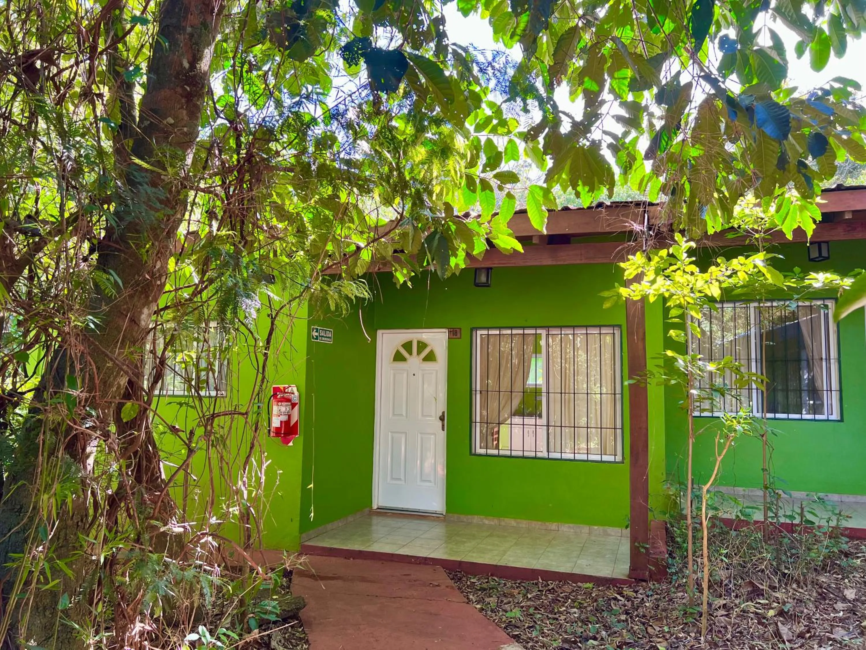 Rainforest Hotel & Cabañas