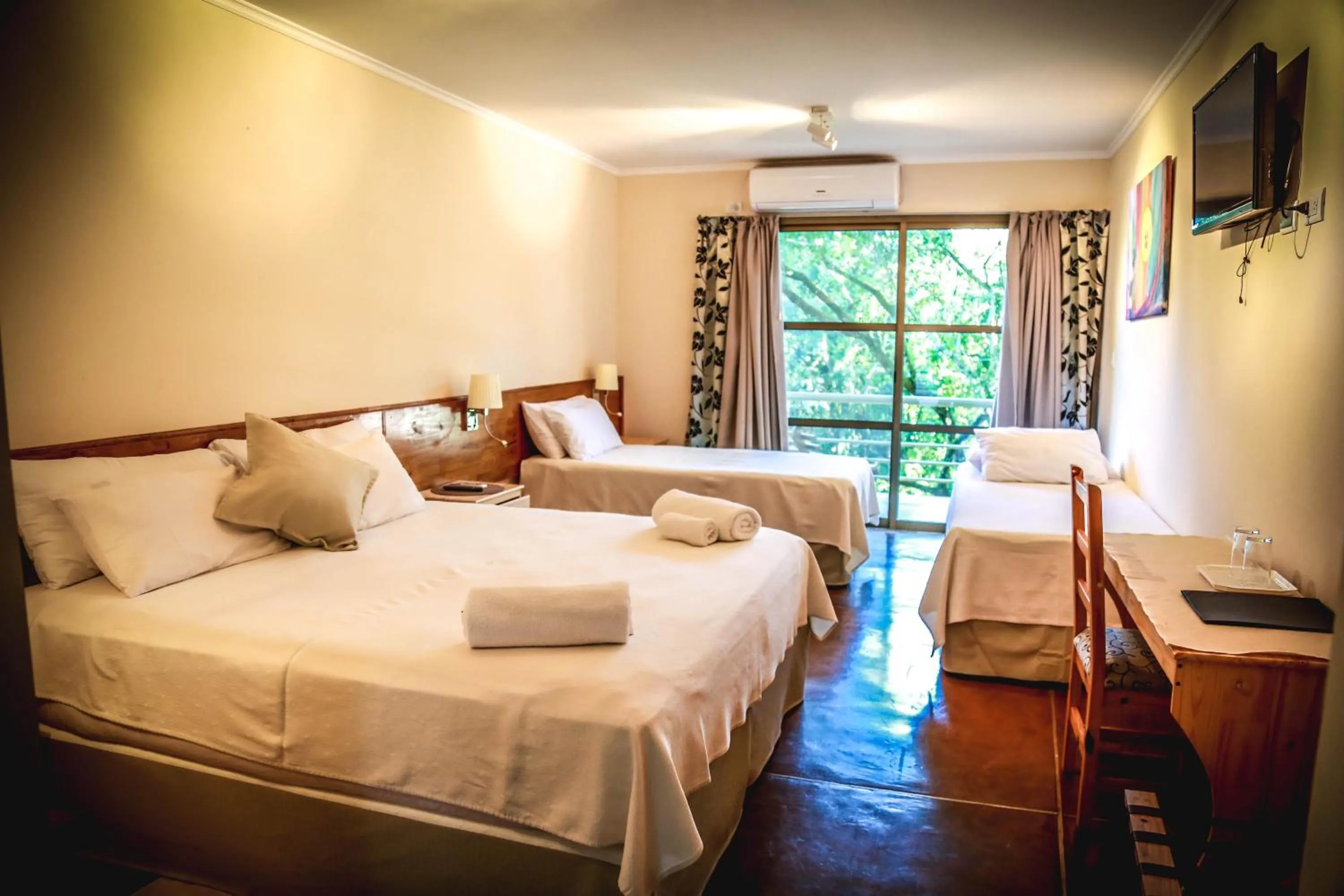 Bedroom, Bed in Rainforest Hotel & Cabañas