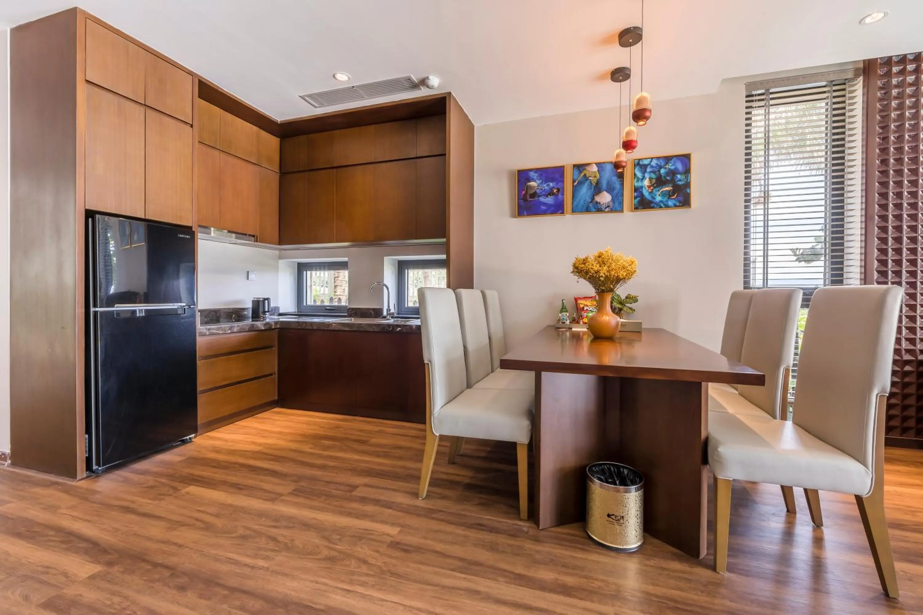 Living room in KOI Resort & Residence Da Nang - Inclusive Spa access