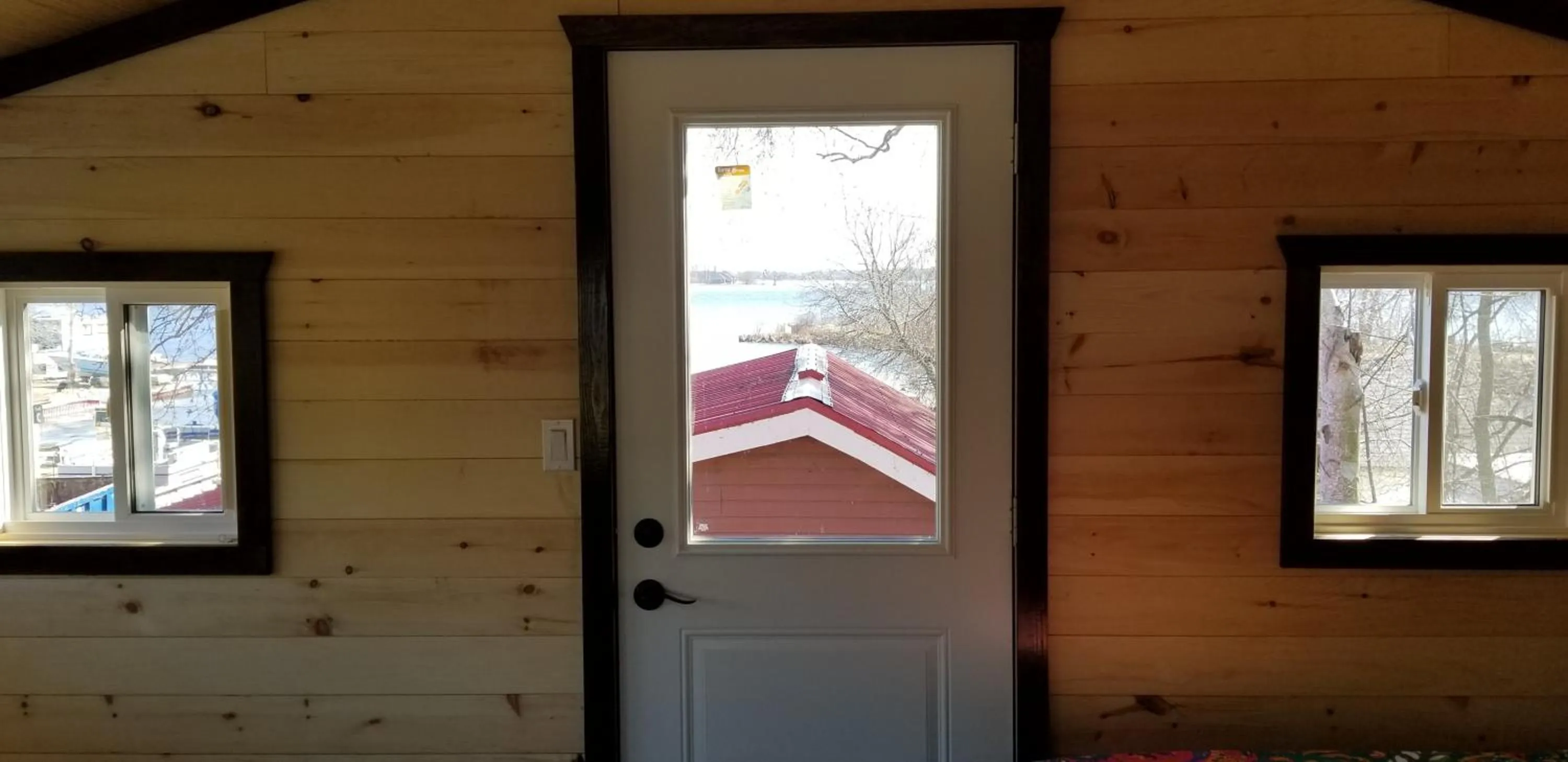 Lake view in Stoneburg Cove Cottages