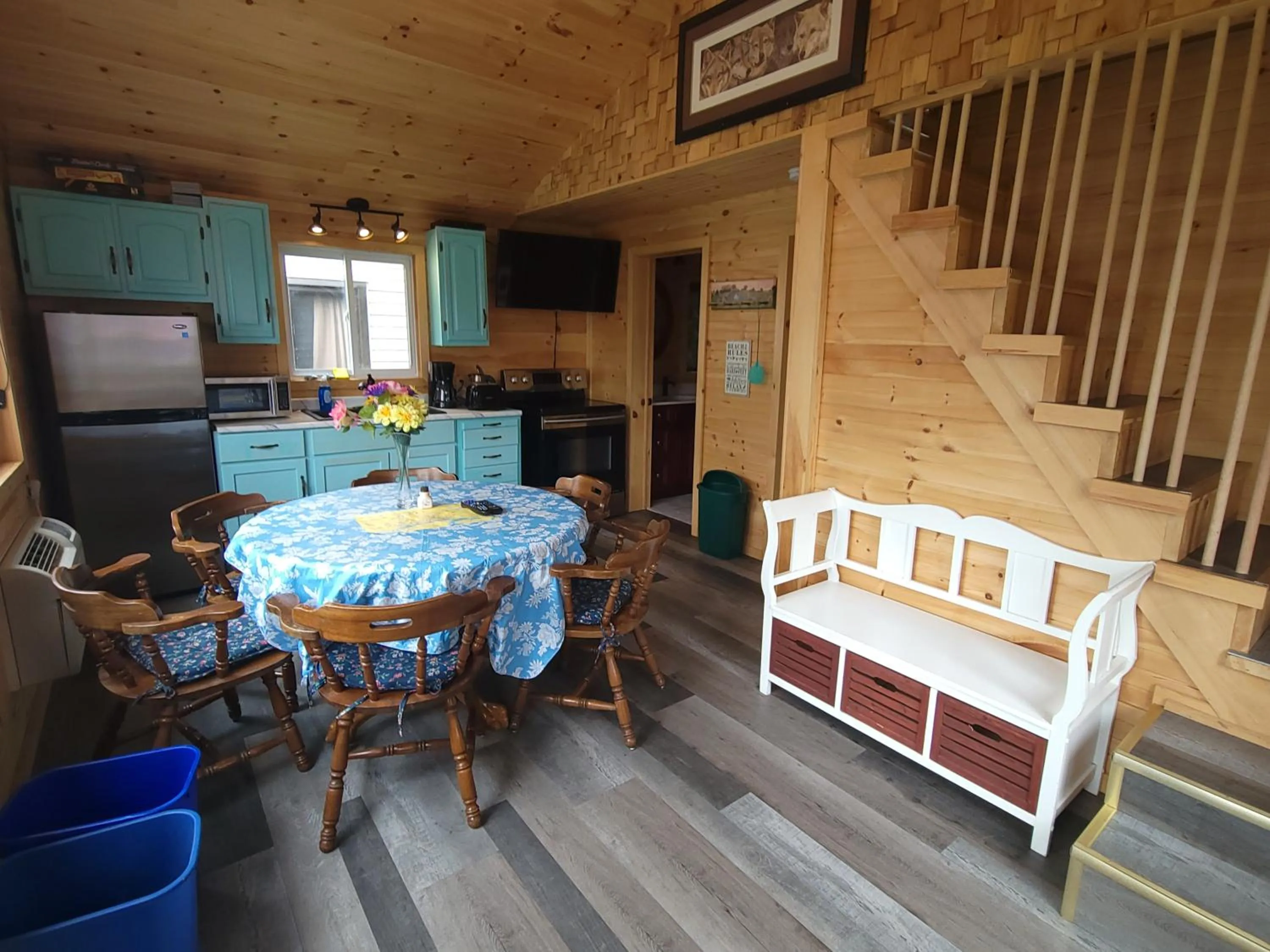 Kitchen or kitchenette in Stoneburg Cove Cottages