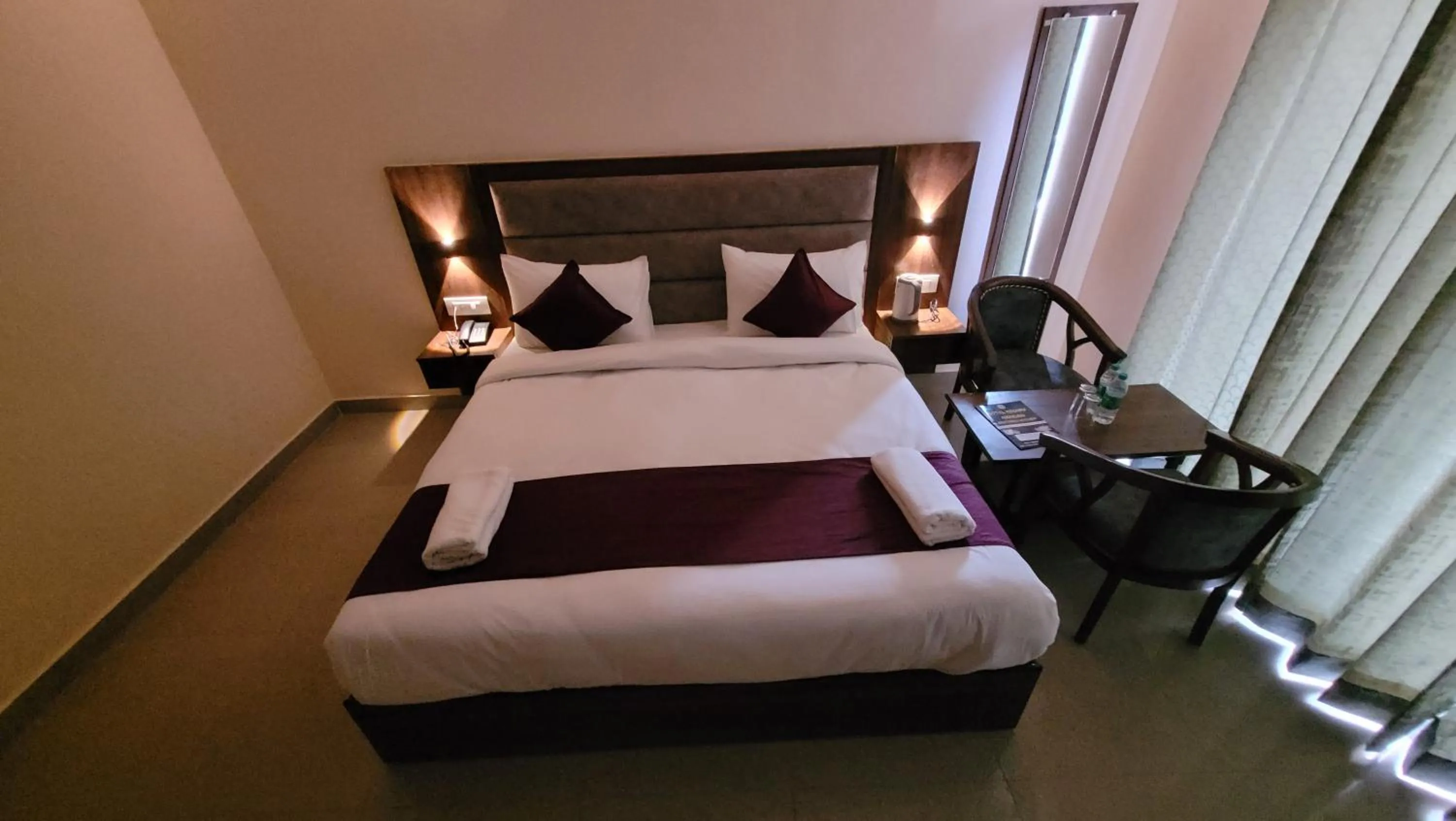 Bed in Hotel Keshav Nandan By The Shivaay