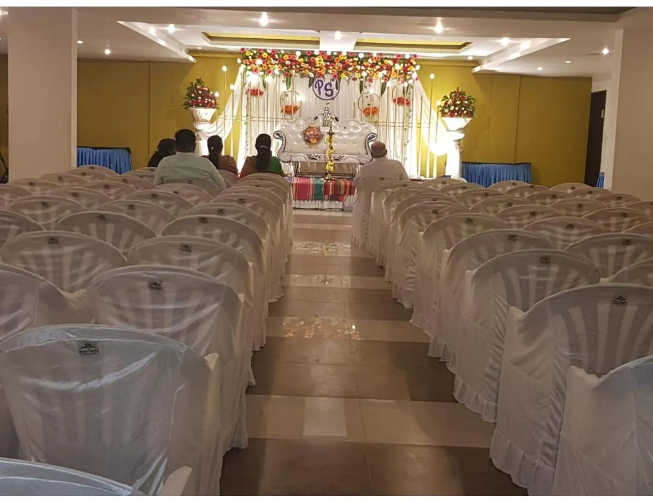 Seating area in Hotel Viceroy Comforts, Mysore