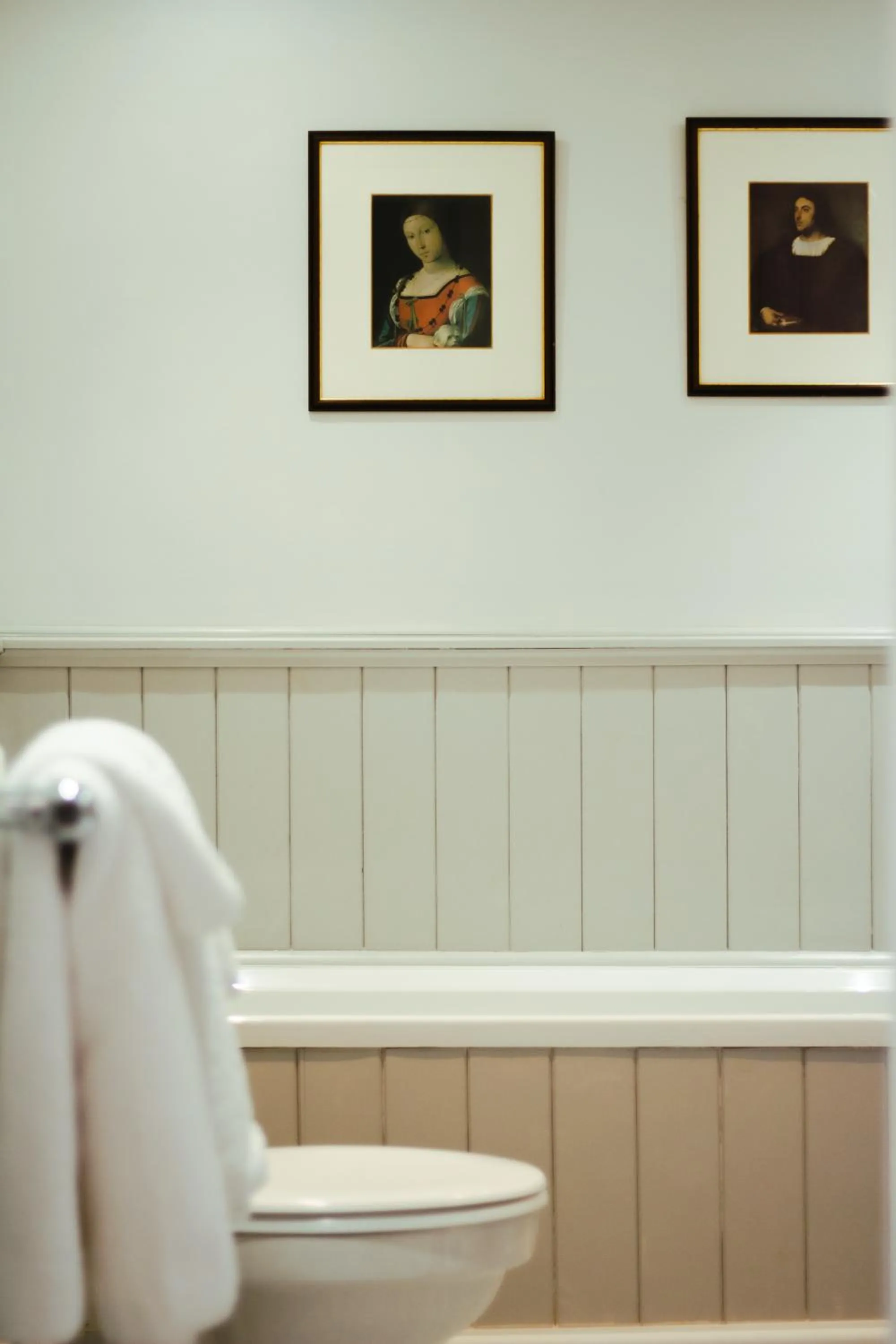Bathroom in The Bull Inn
