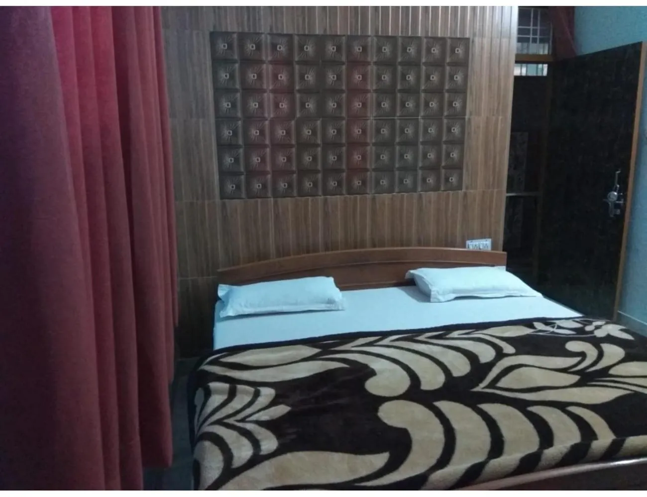 Bed in Hotel Ganga Kripa, Jaipur