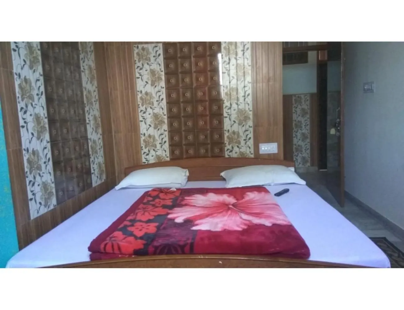 Bed in Hotel Ganga Kripa, Jaipur
