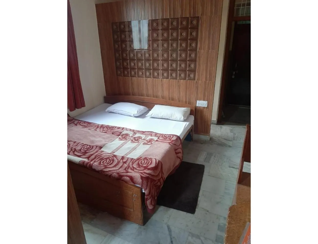 Bed in Hotel Ganga Kripa, Jaipur