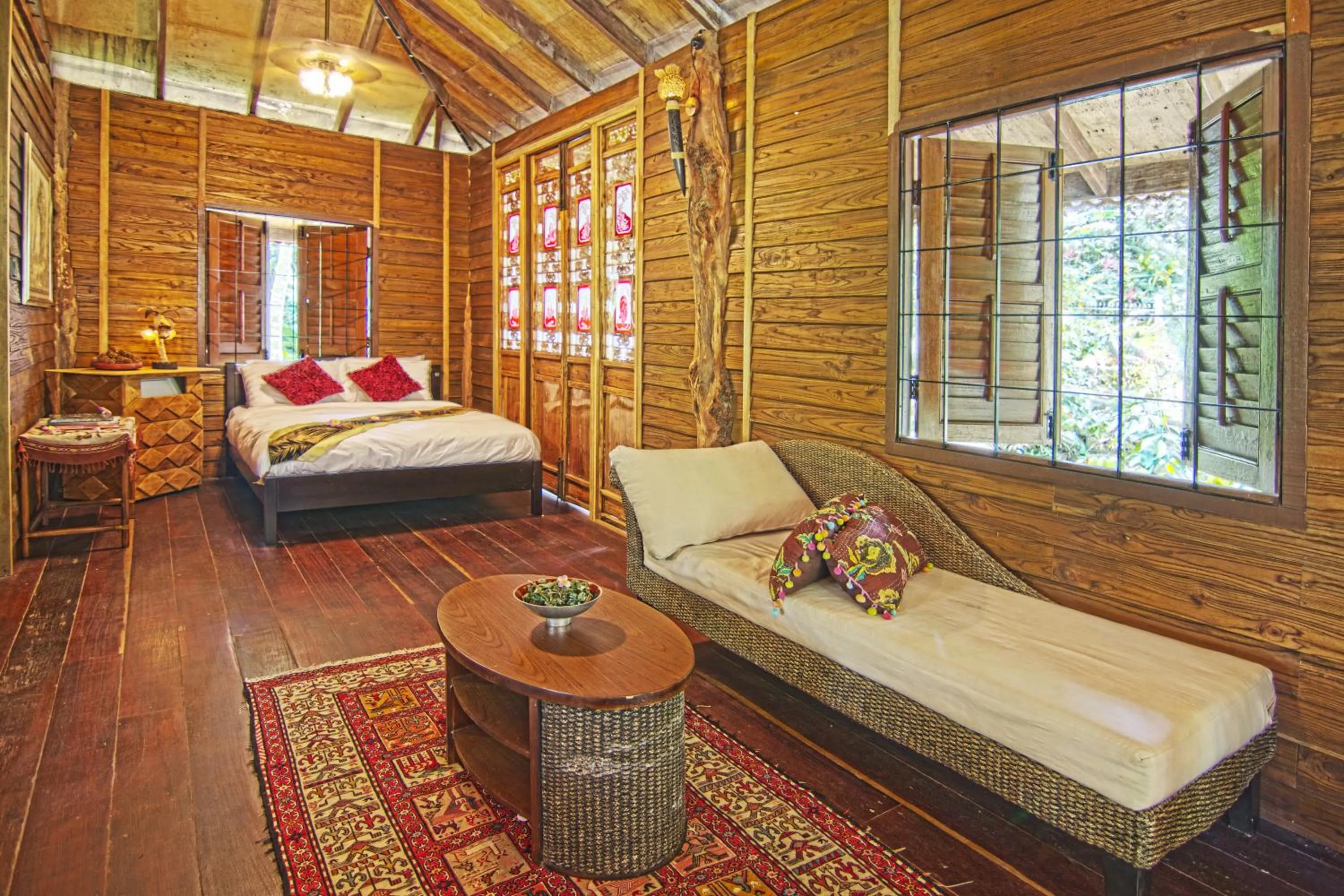 Bedroom, Bed in Fig Tree Hills Resort (花果山度假村)