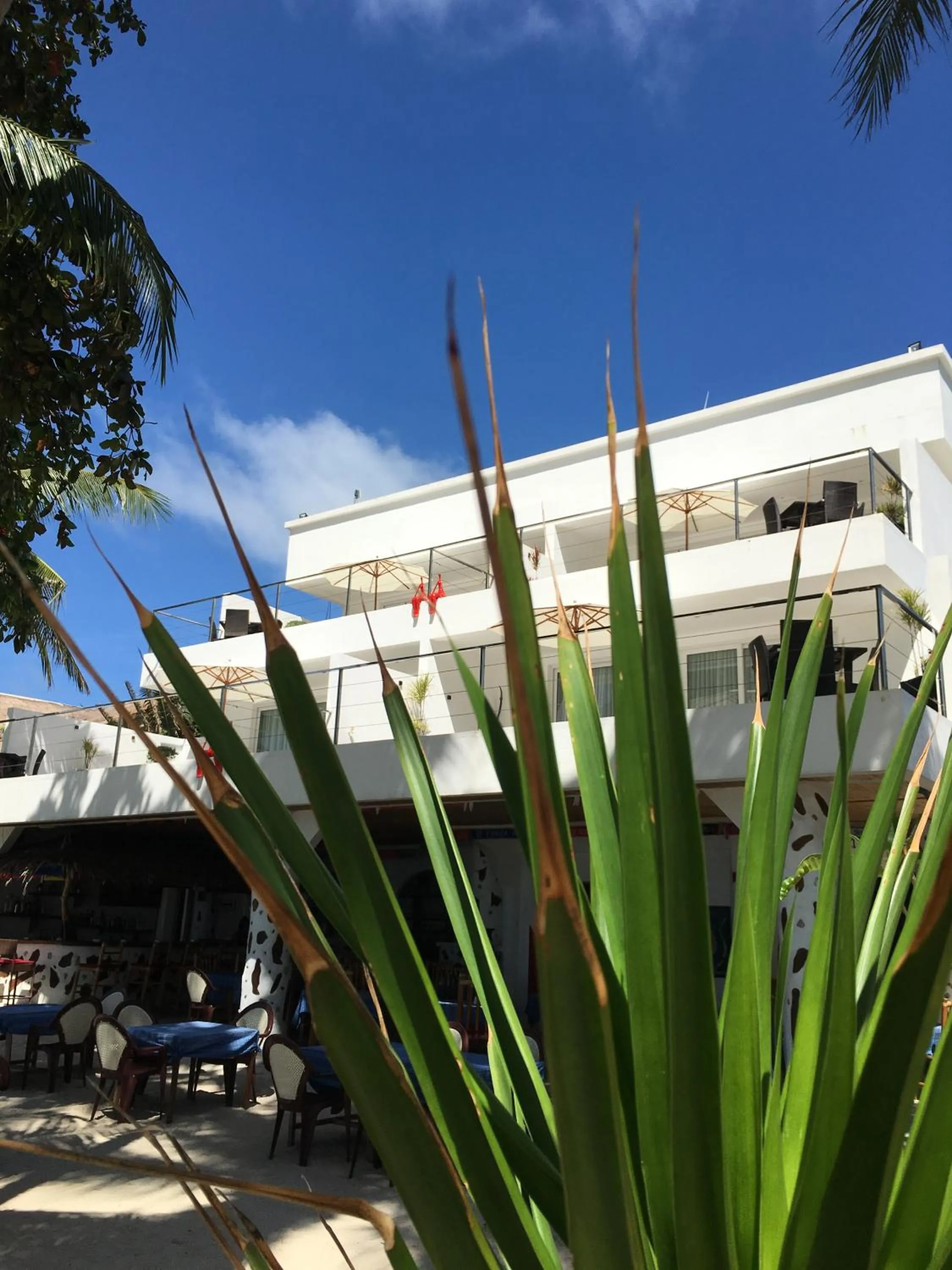 Facade/entrance in Sundown Beach Studios