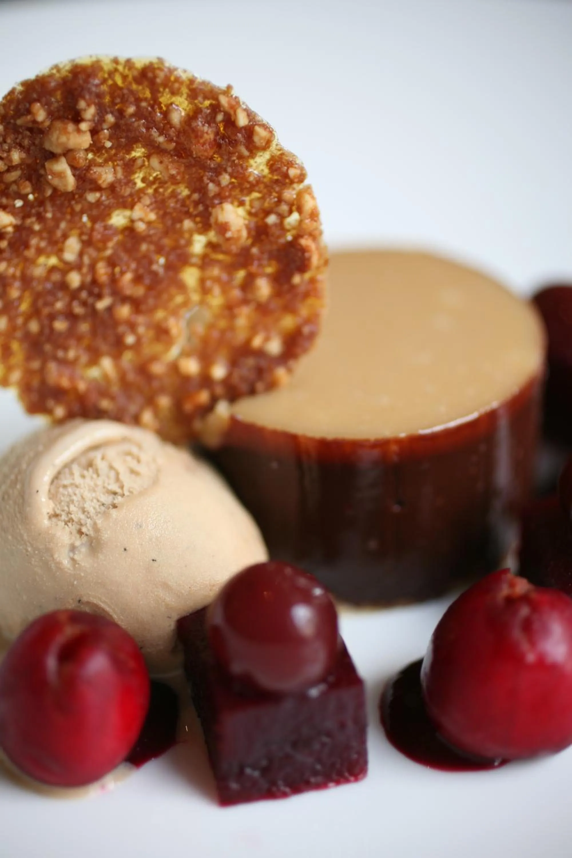 Restaurant/places to eat in The Crown Hotel