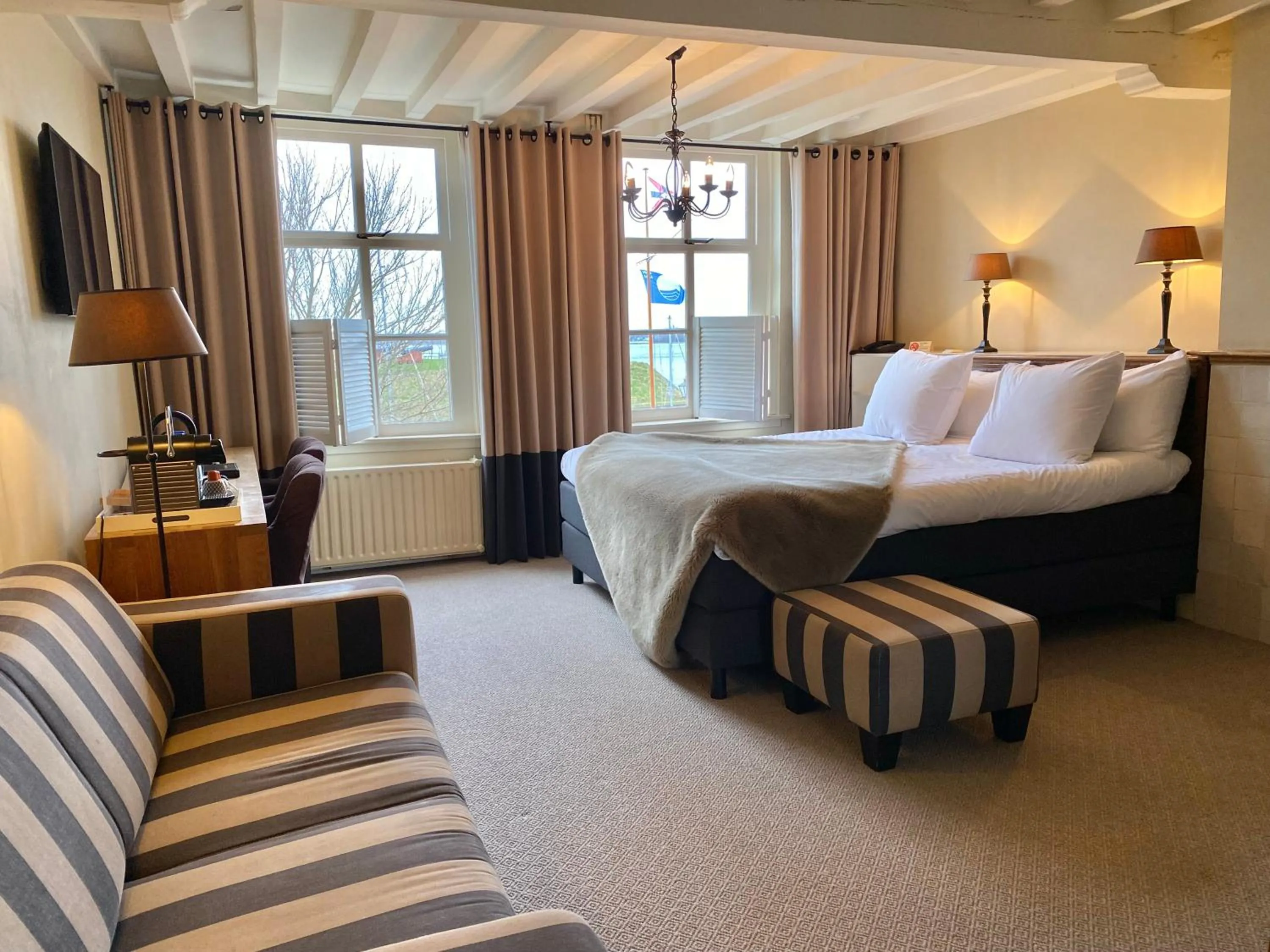 Bed in Auberge de Campveerse Toren