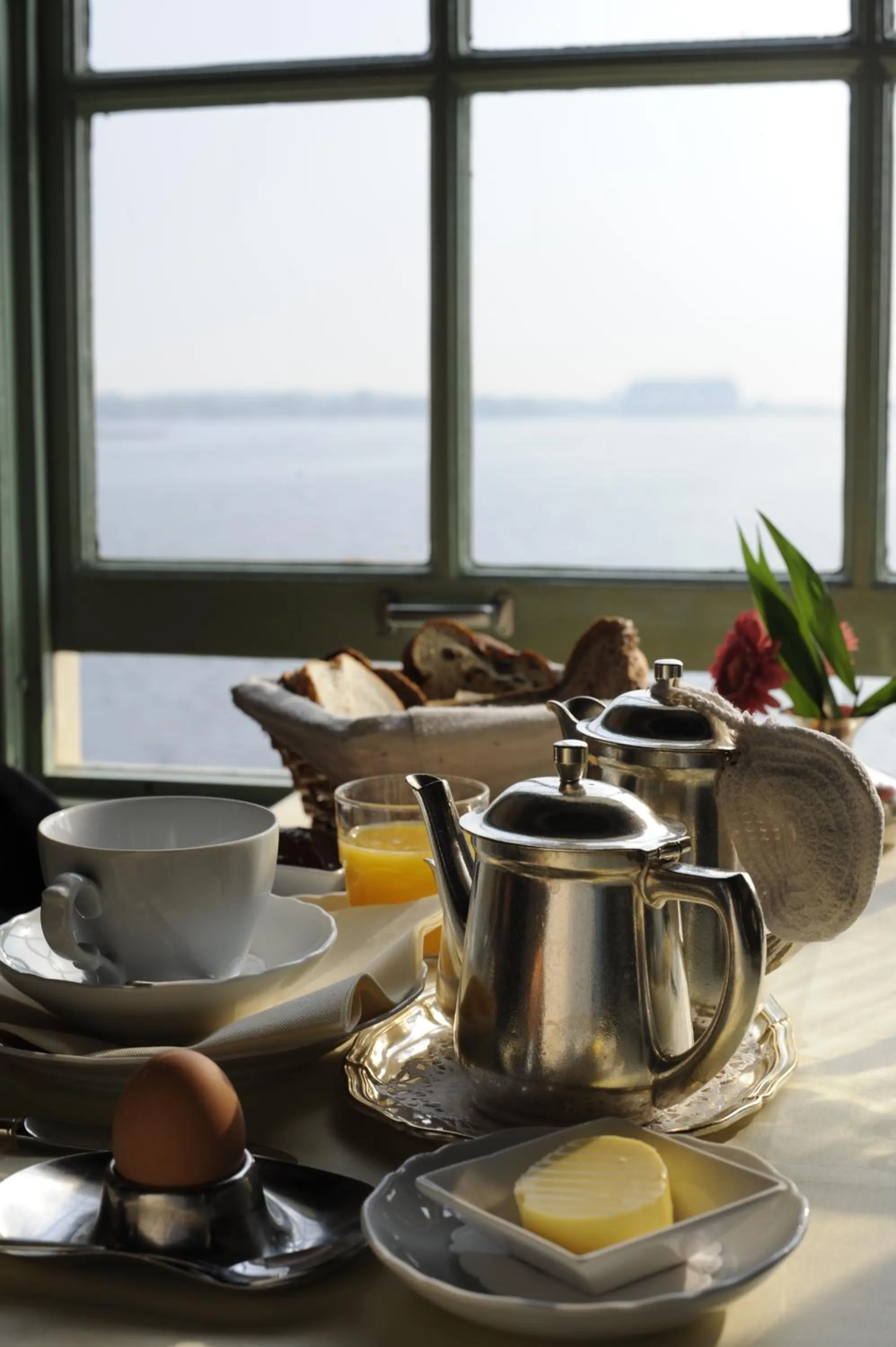 Food and drinks in Auberge de Campveerse Toren