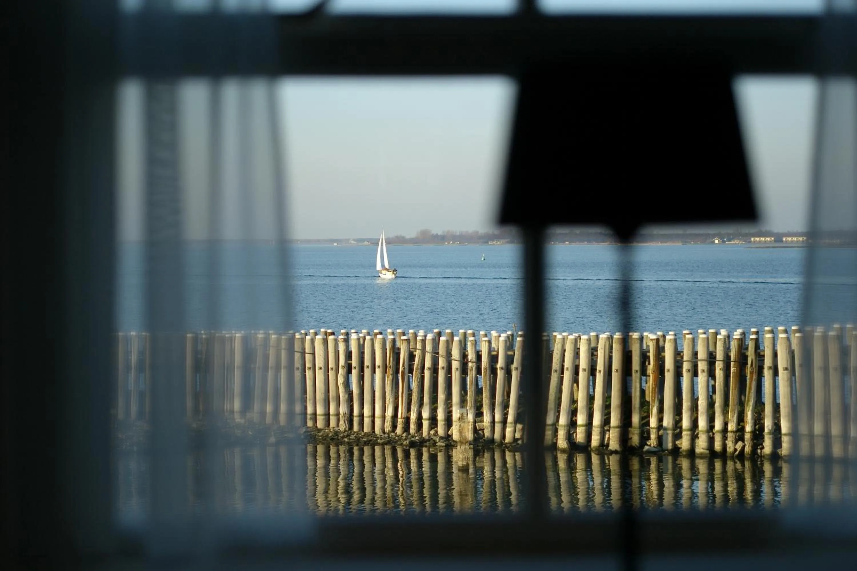 Lake view in Auberge de Campveerse Toren