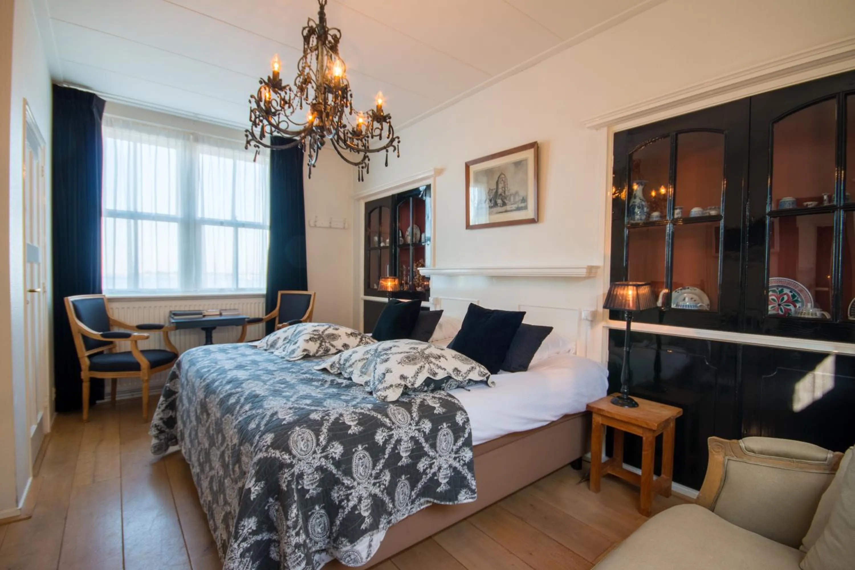 Bedroom, Bed in Auberge de Campveerse Toren