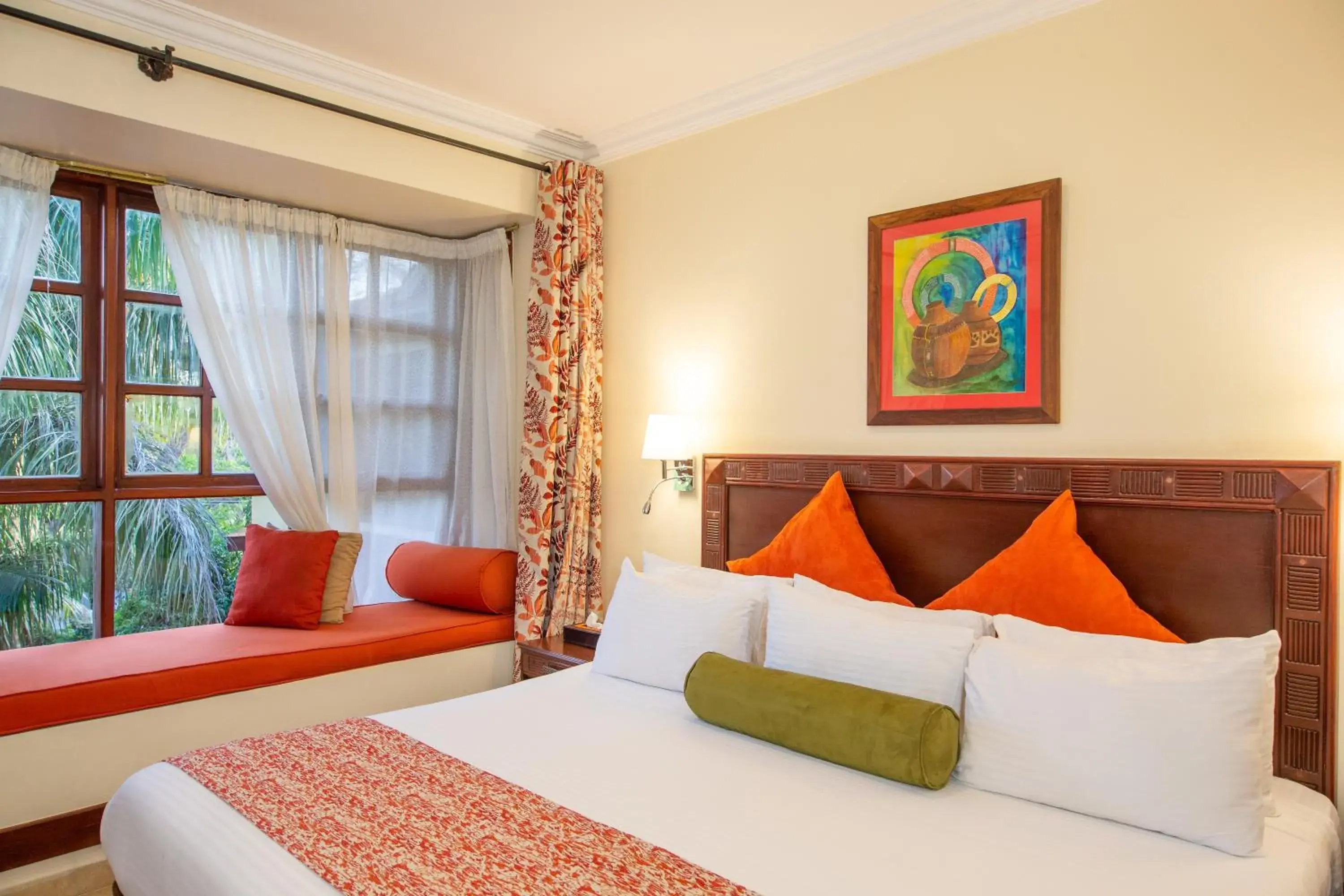 Single Room in African Tulip Hotel Single Room in African Tulip Hotel