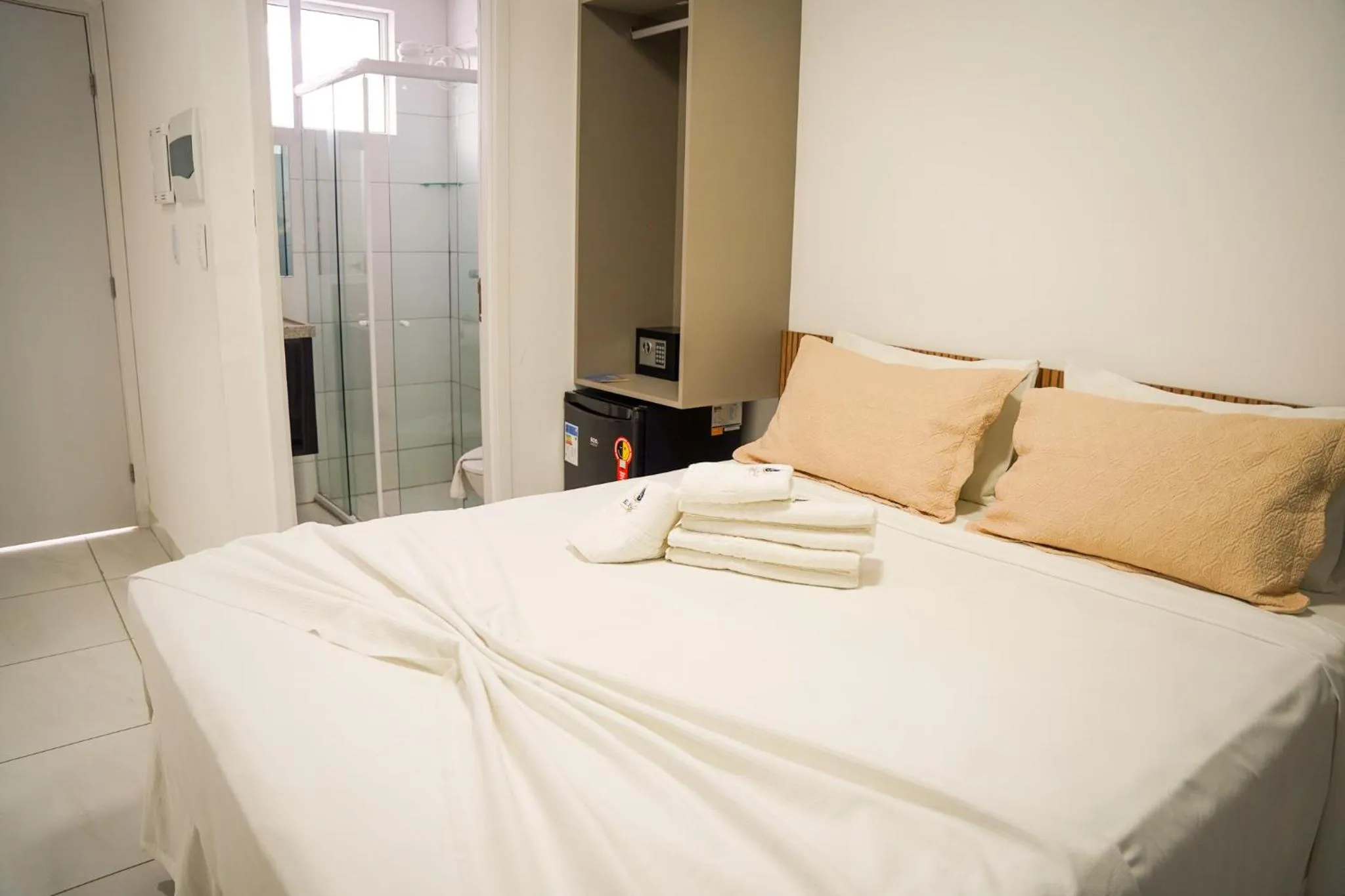 Bed in EL SHADDAI HOTEL