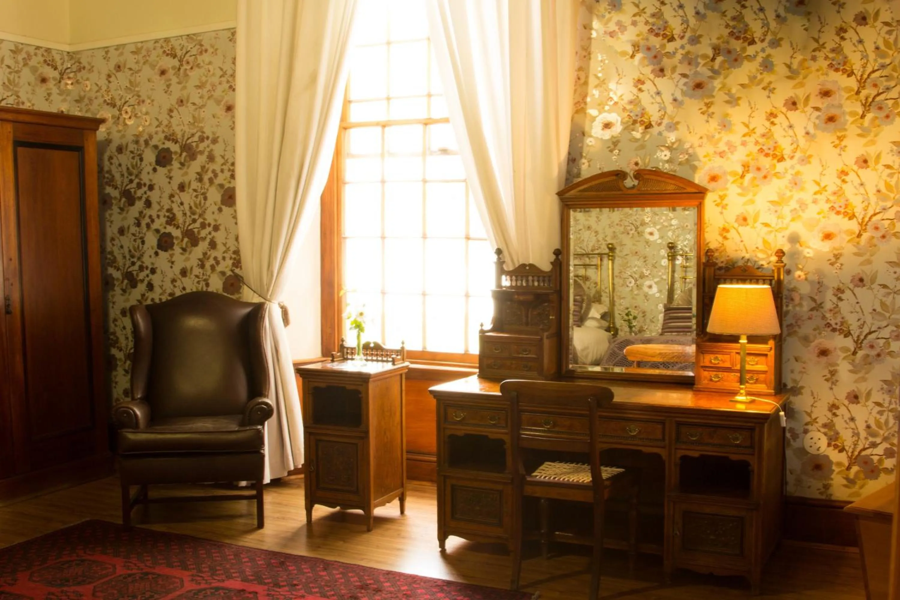 Seating area in Matoppo Inn