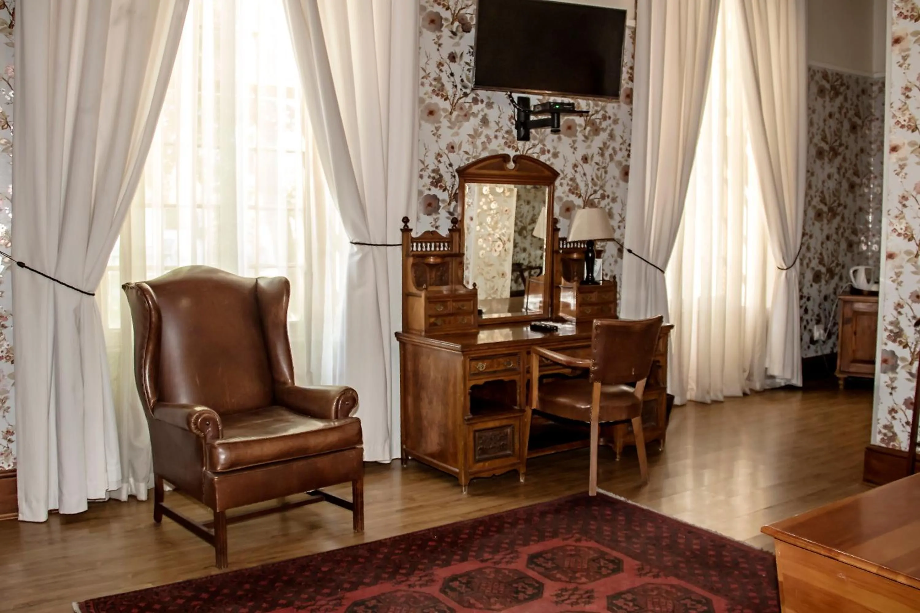 Decorative detail in Matoppo Inn