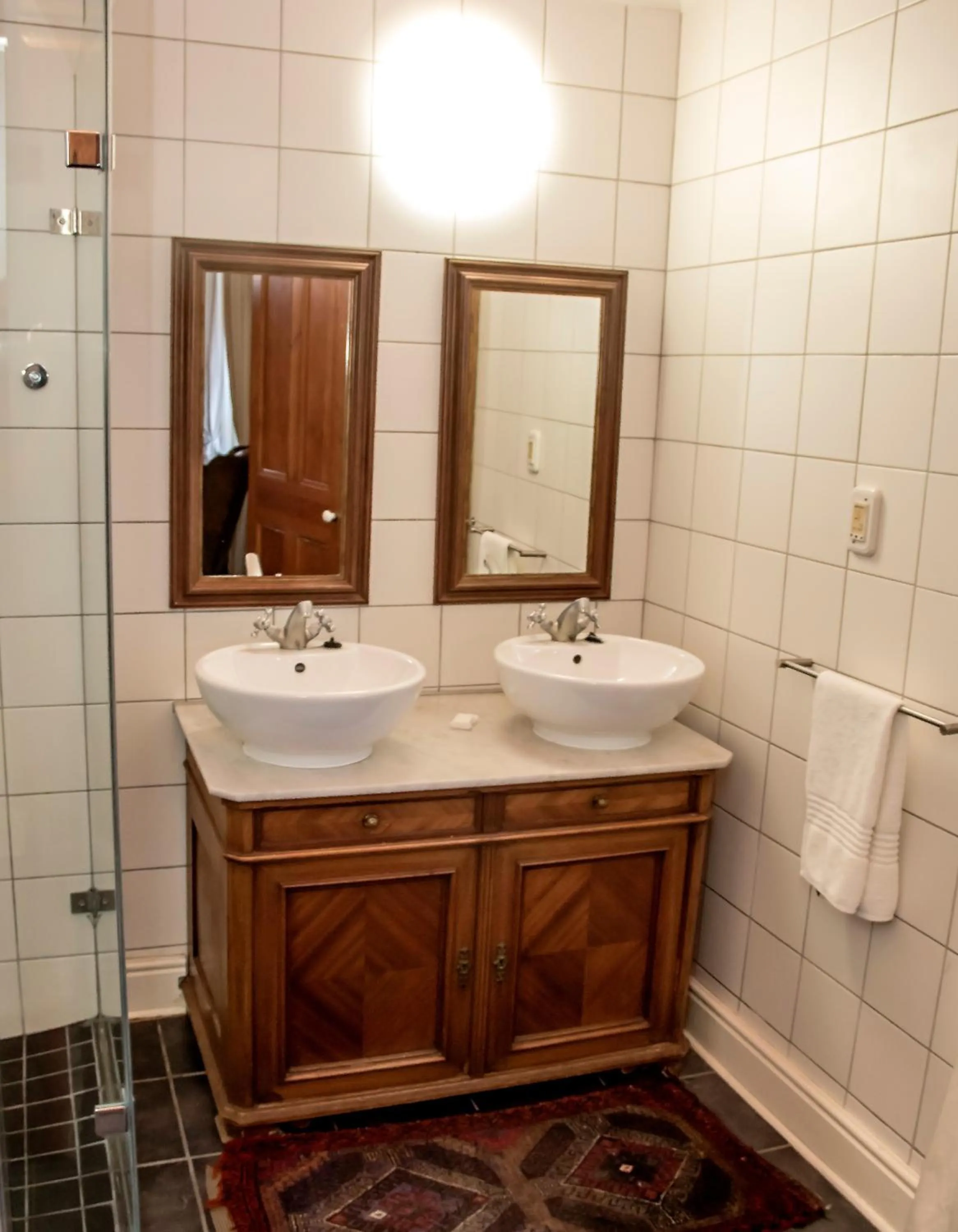 Bathroom in Matoppo Inn