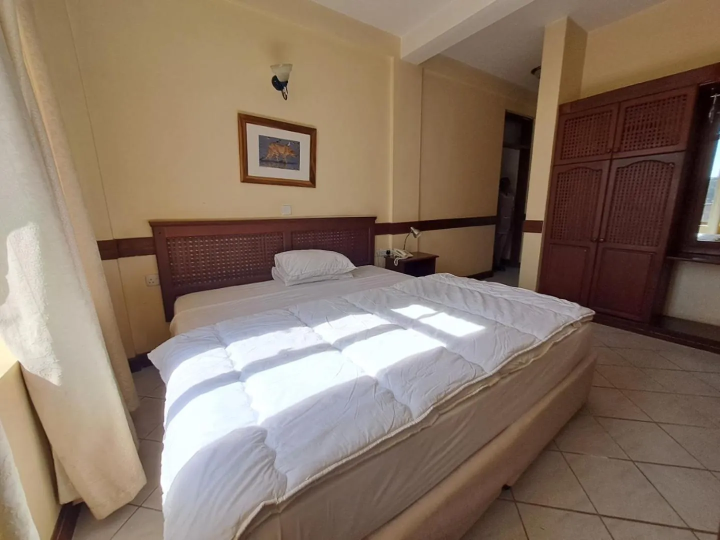 Bed in Moshi Leopard Hotel