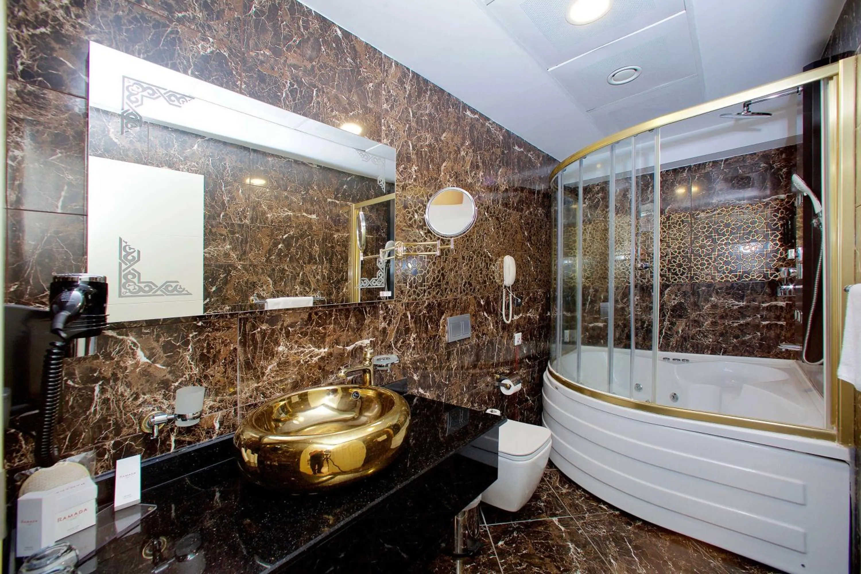 TV and multimedia in Ramada By Wyndham Soma