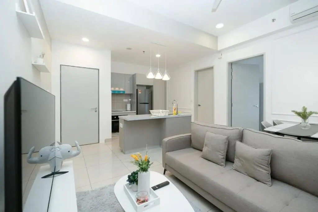 Kitchen or kitchenette in Cozy Skyline Retreat at Trion KL, Level 63