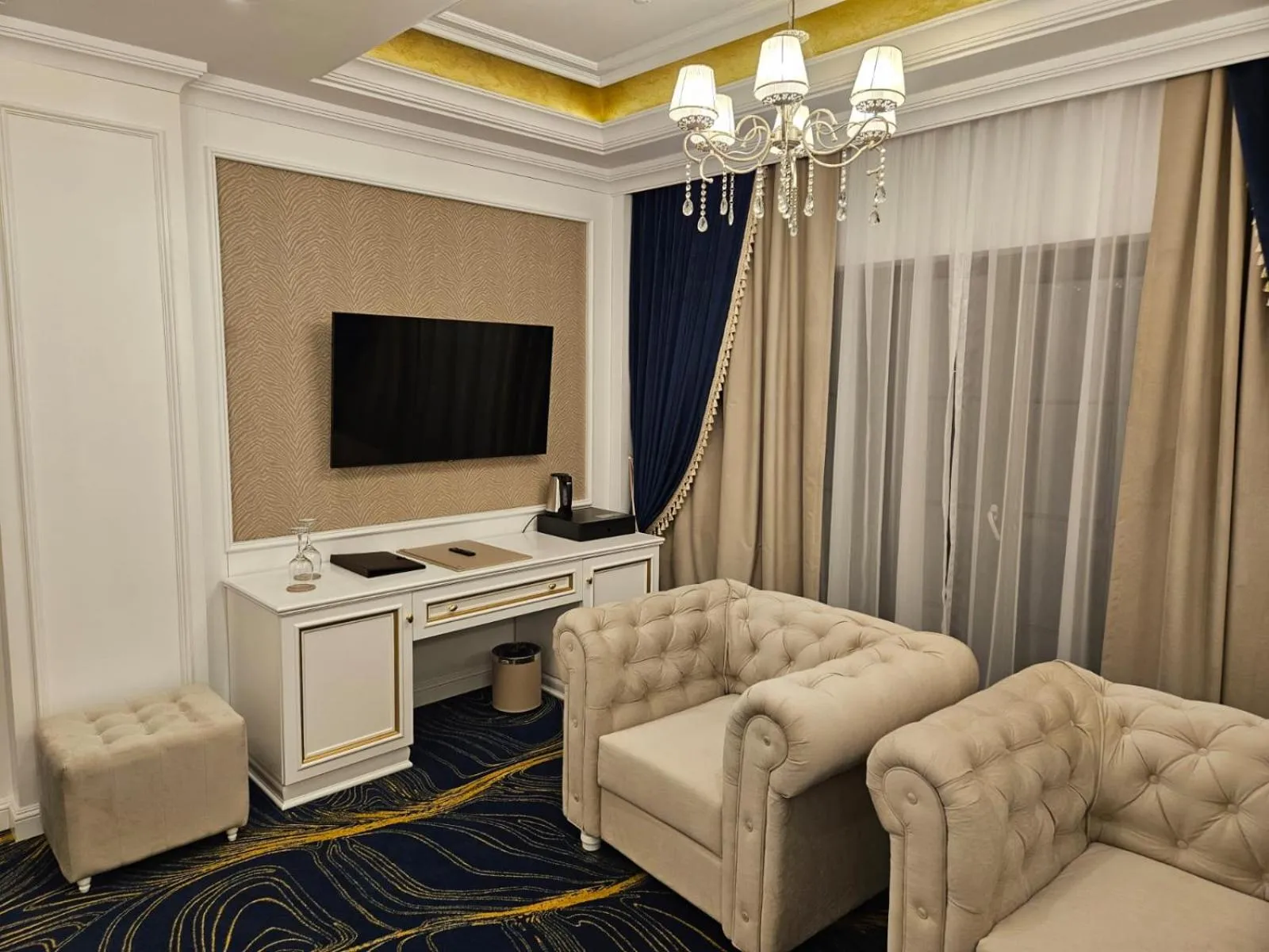 Living room in Hotel NOBLESSE Boutique&Spa