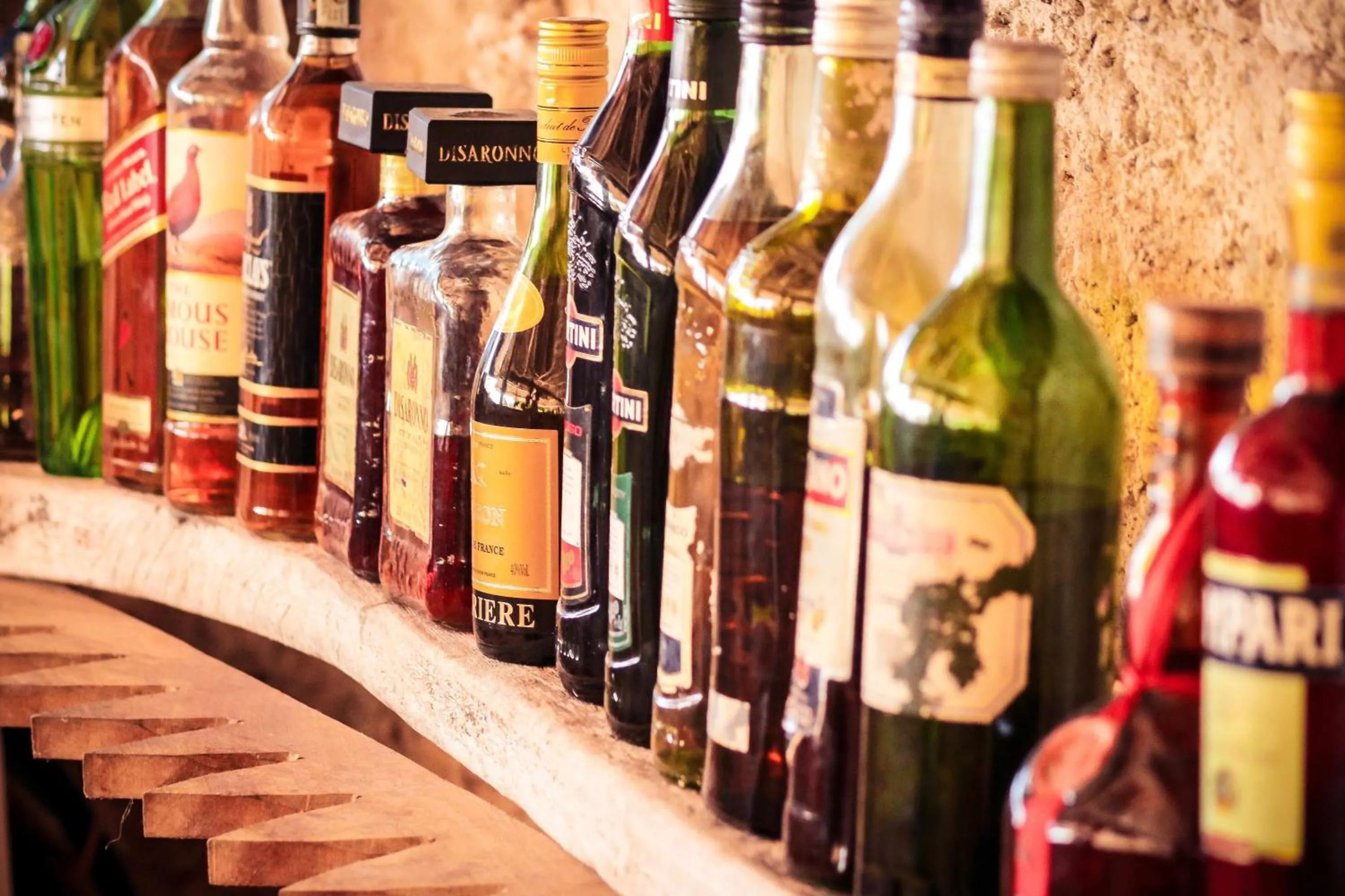 Lounge or bar in Blue Reef Sport & Fishing Lodge and Bungalows