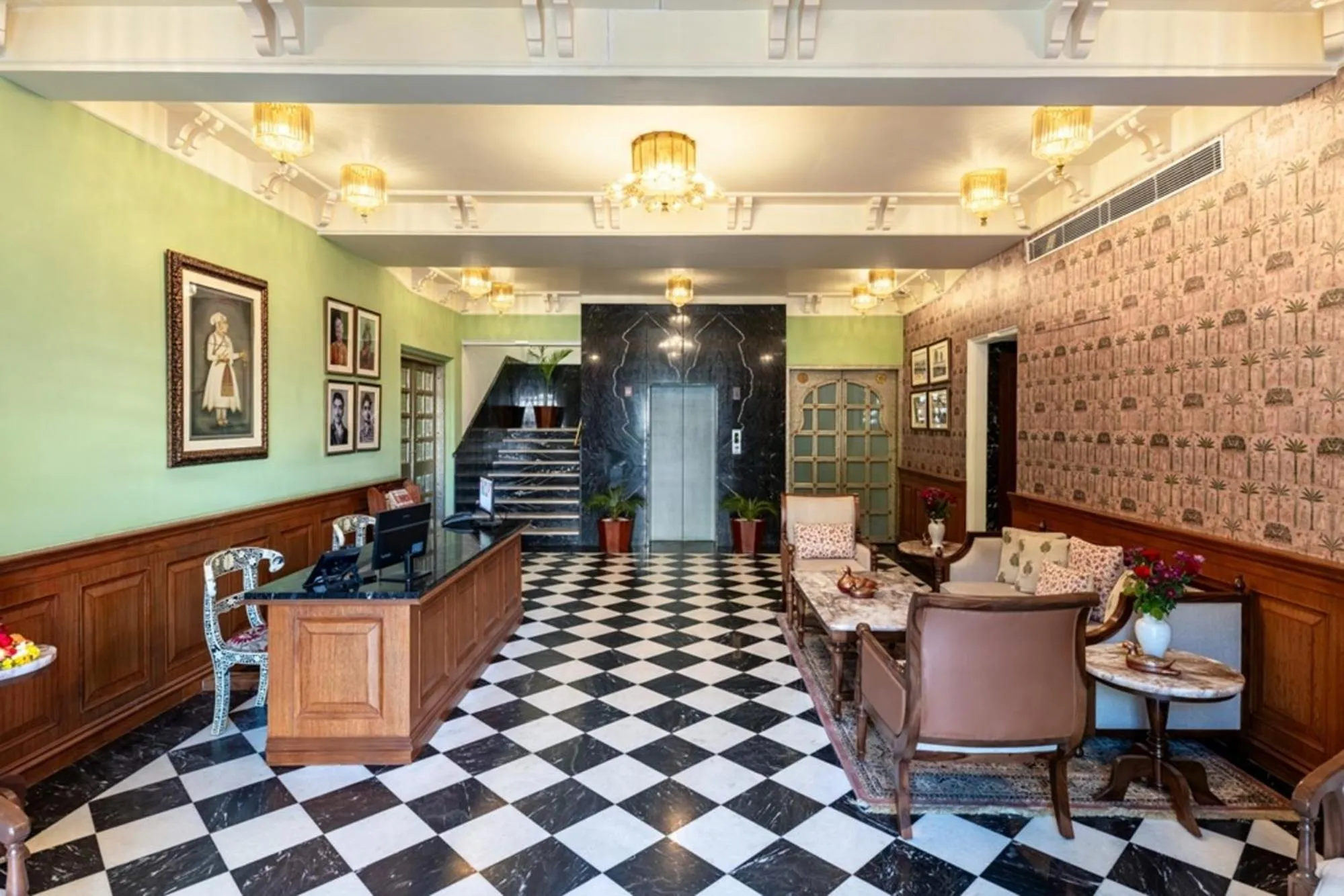 Lobby or reception in Chunda Haveli