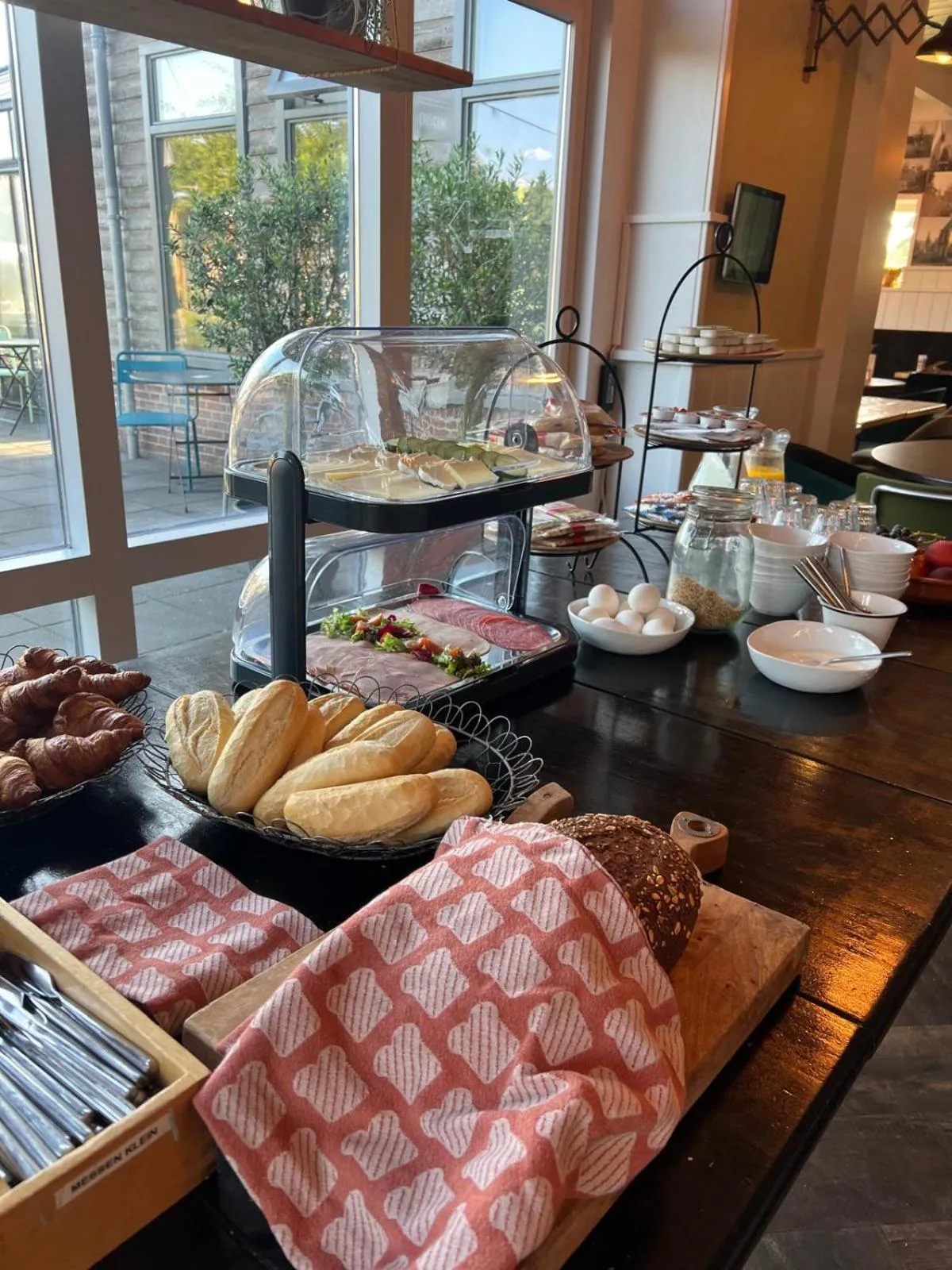 Breakfast in Hotel Marenland Winsum