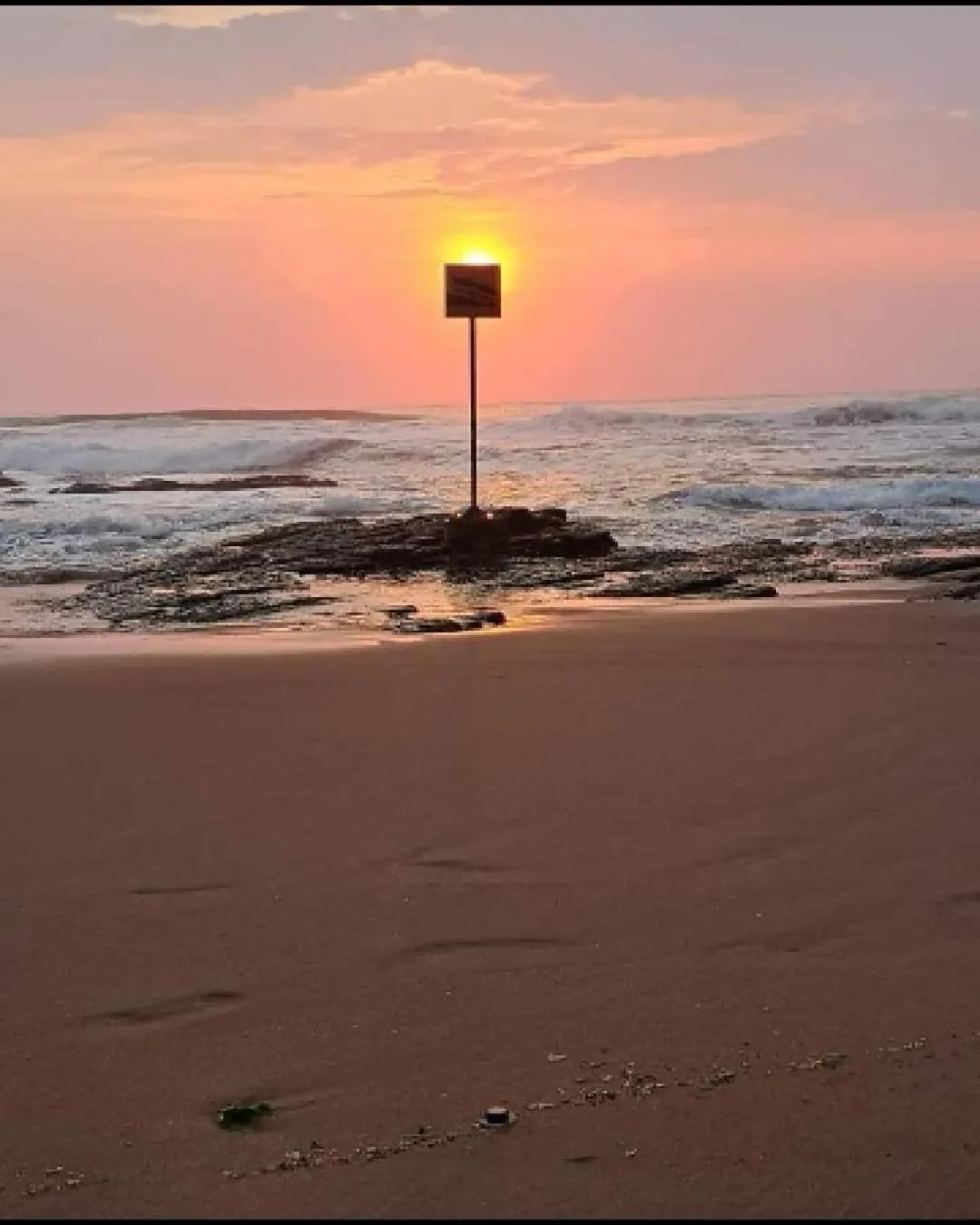 Sunrise in Toti Cabana 58