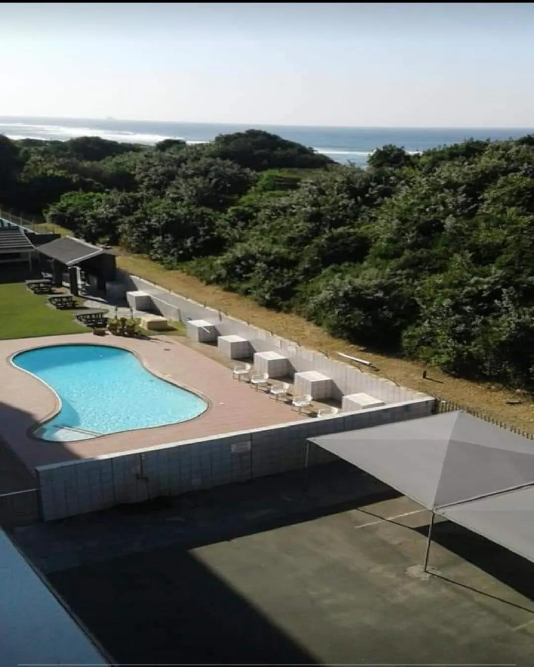 Pool view in Toti Cabana 58